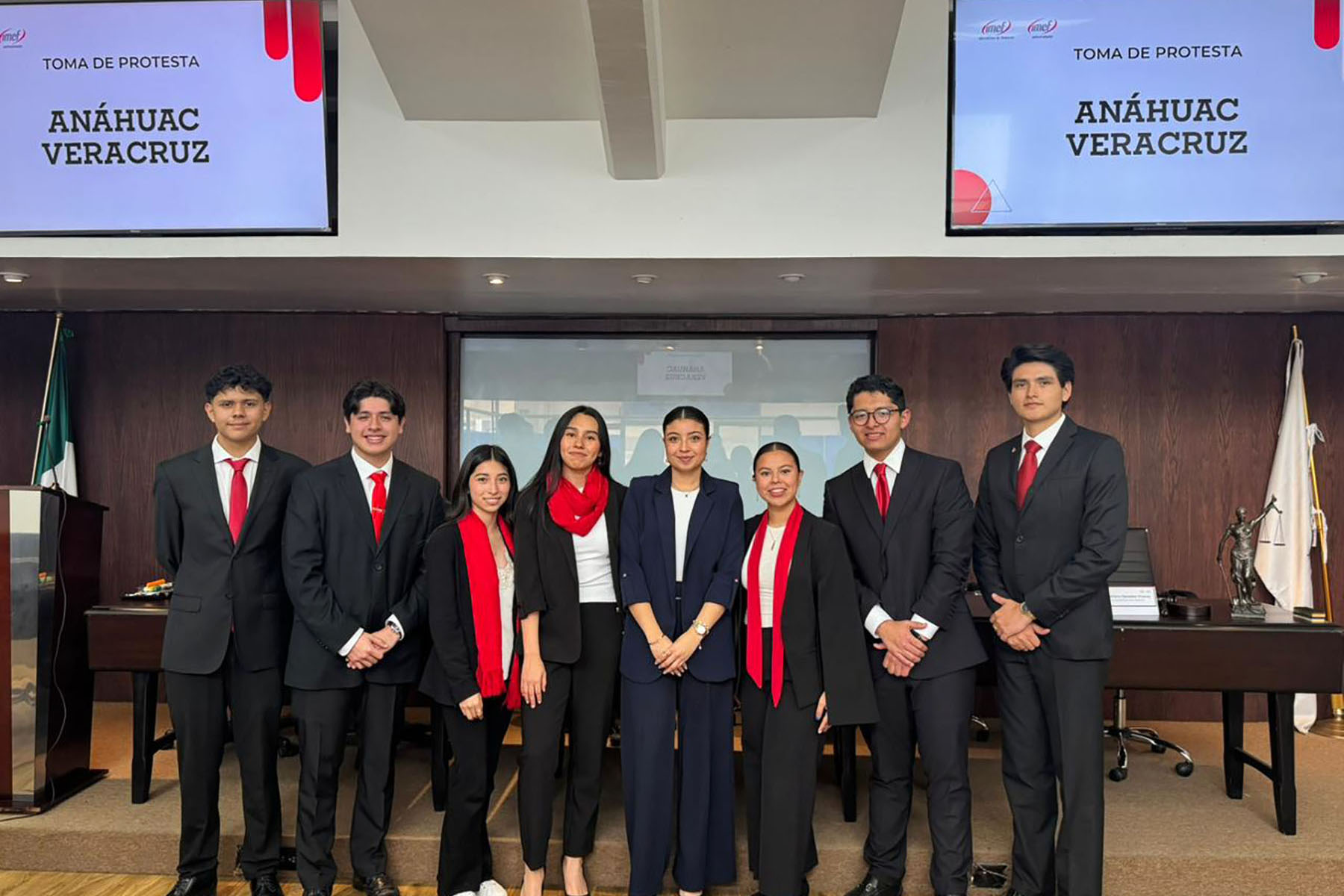 3 / 3 - Alumnos Asumen Liderazgo en el IMEF Universitario 2026 3 / 3 - Alumnos Asumen Liderazgo en el IMEF Universitario 2026