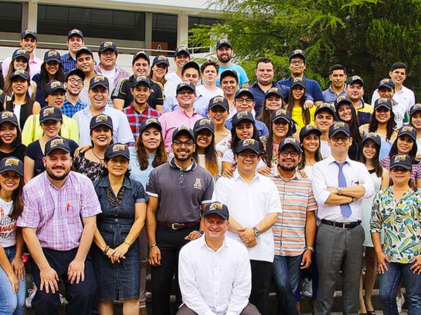 La Universidad Anáhuac Xalapa despide a la Generación 2017