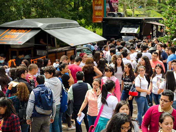 Los alumnos Anáhuac contagian de entusiasmo el Campus Visit