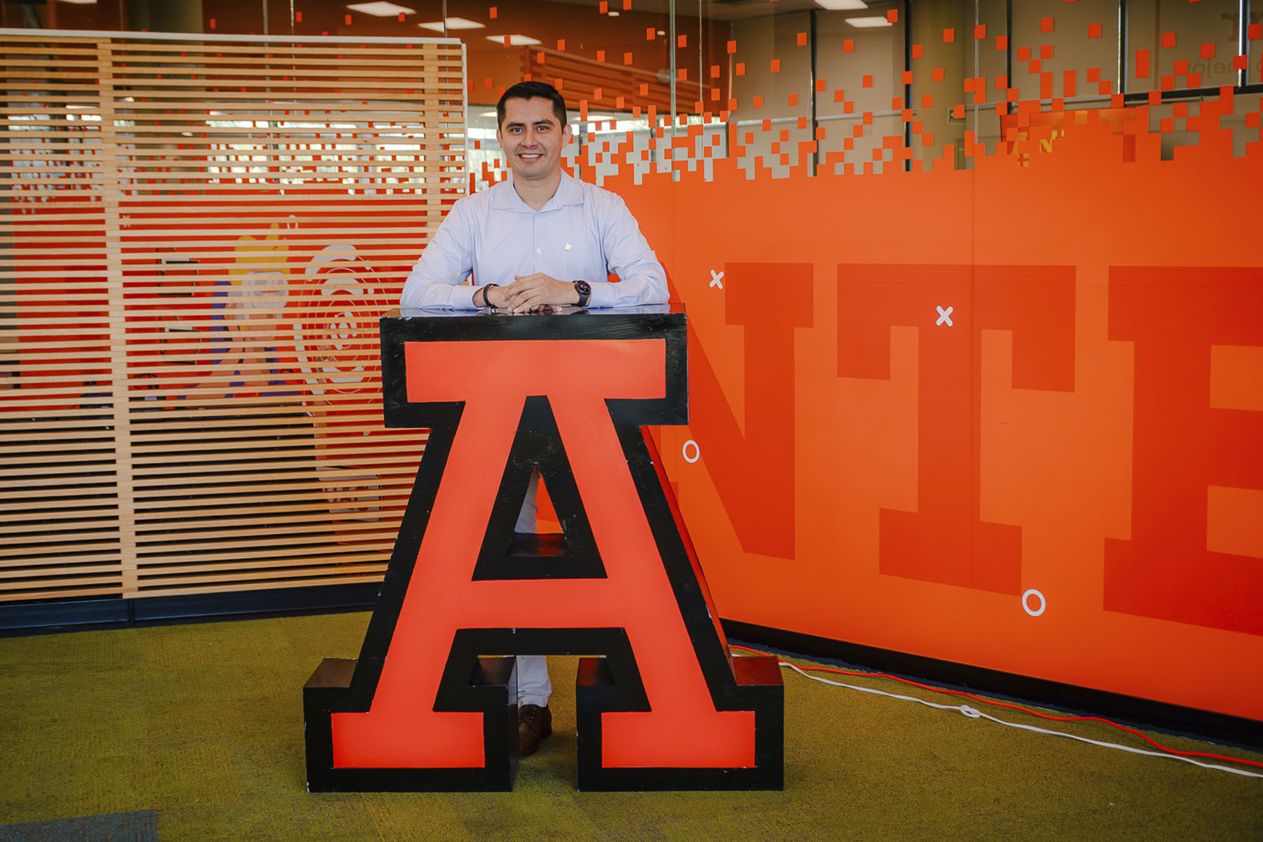 19 / 20 - La Meta Está Cerca: Ceremonia de Clausura de la Maestría en Economía y Negocios 19 / 20 - La Meta Está Cerca: Ceremonia de Clausura de la Maestría en Economía y Negocios