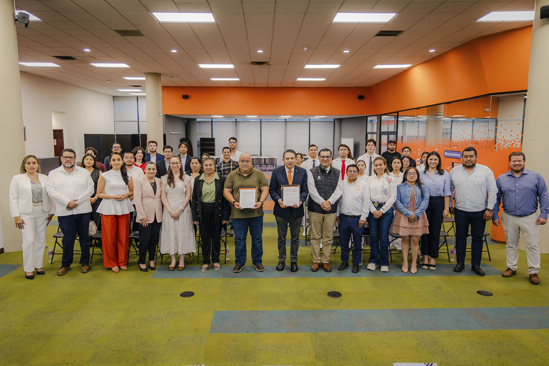 9 / 30 - Firma de Convenio con el Ayuntamiento de Fortín 9 / 30 - Firma de Convenio con el Ayuntamiento de Fortín