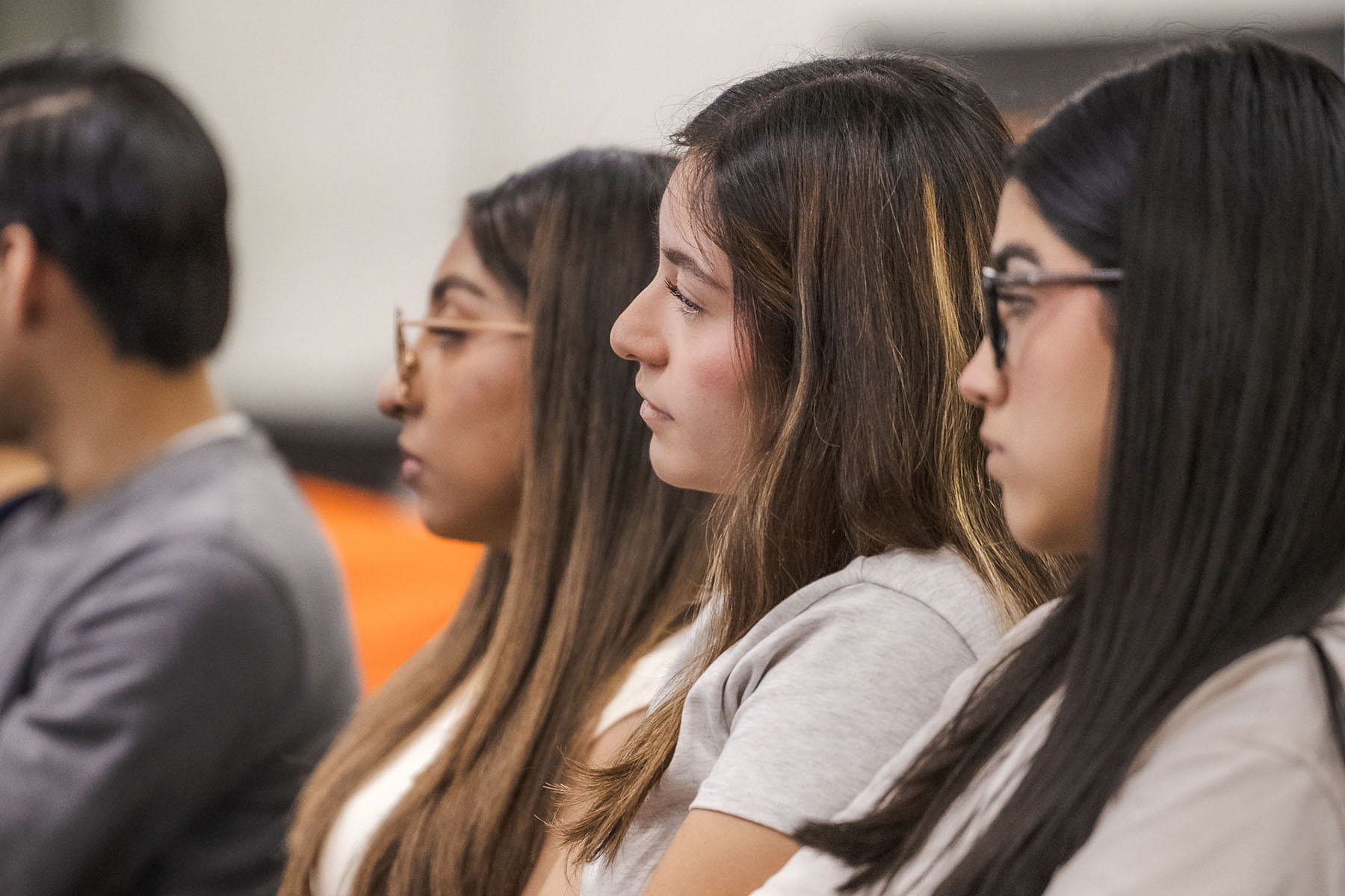 4 / 6 - El Liderazgo Femenino en la Administración Moderna 4 / 6 - El Liderazgo Femenino en la Administración Moderna