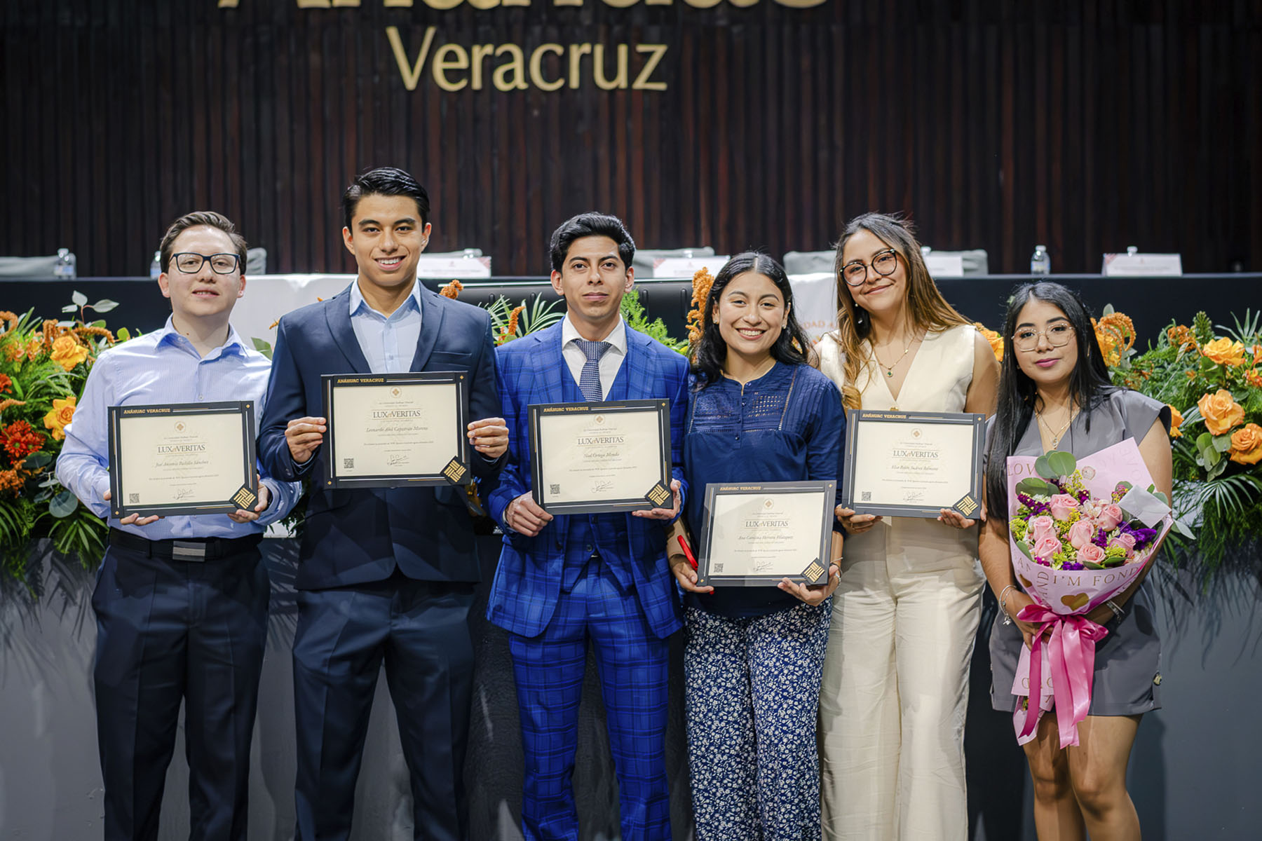 102 / 110 - Premios Lux et Veritas: Galería 102 / 110 - Premios Lux et Veritas: Galería