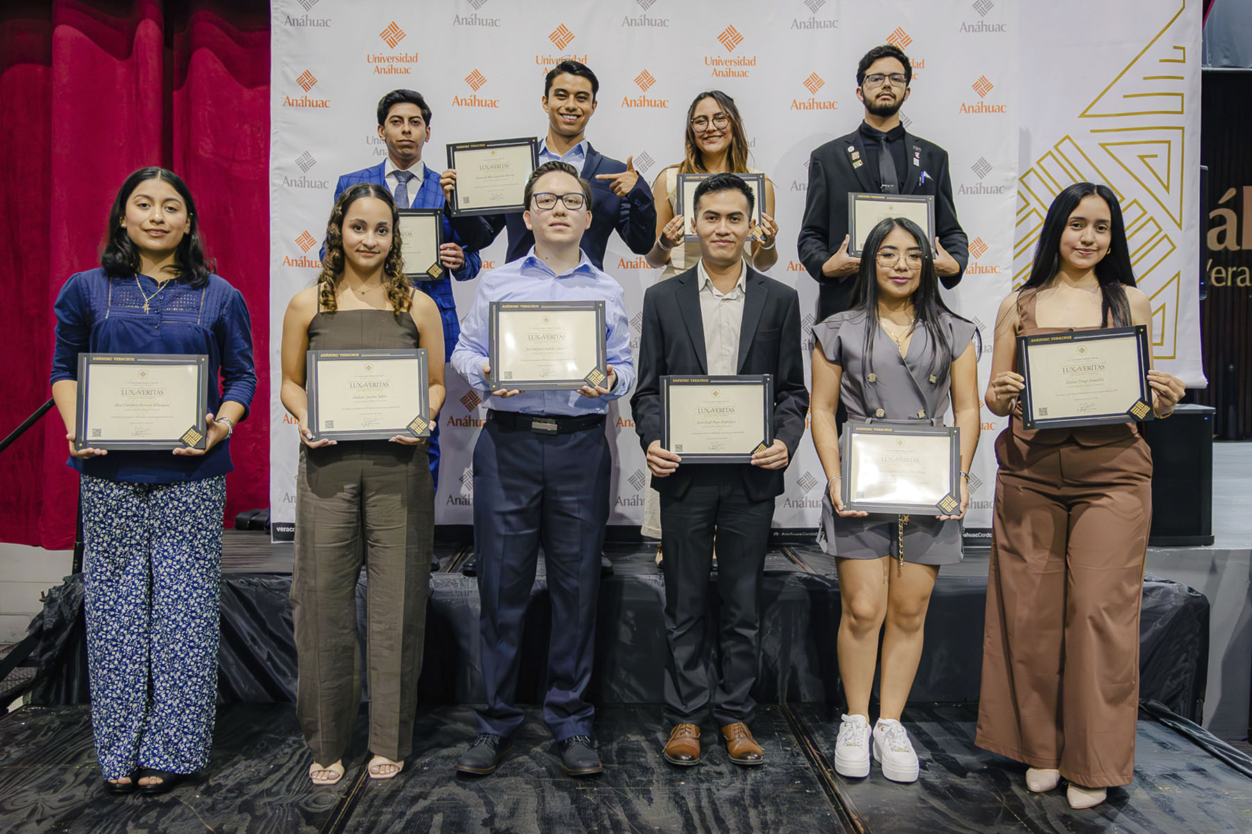 43 / 110 - Premios Lux et Veritas: Galería 43 / 110 - Premios Lux et Veritas: Galería