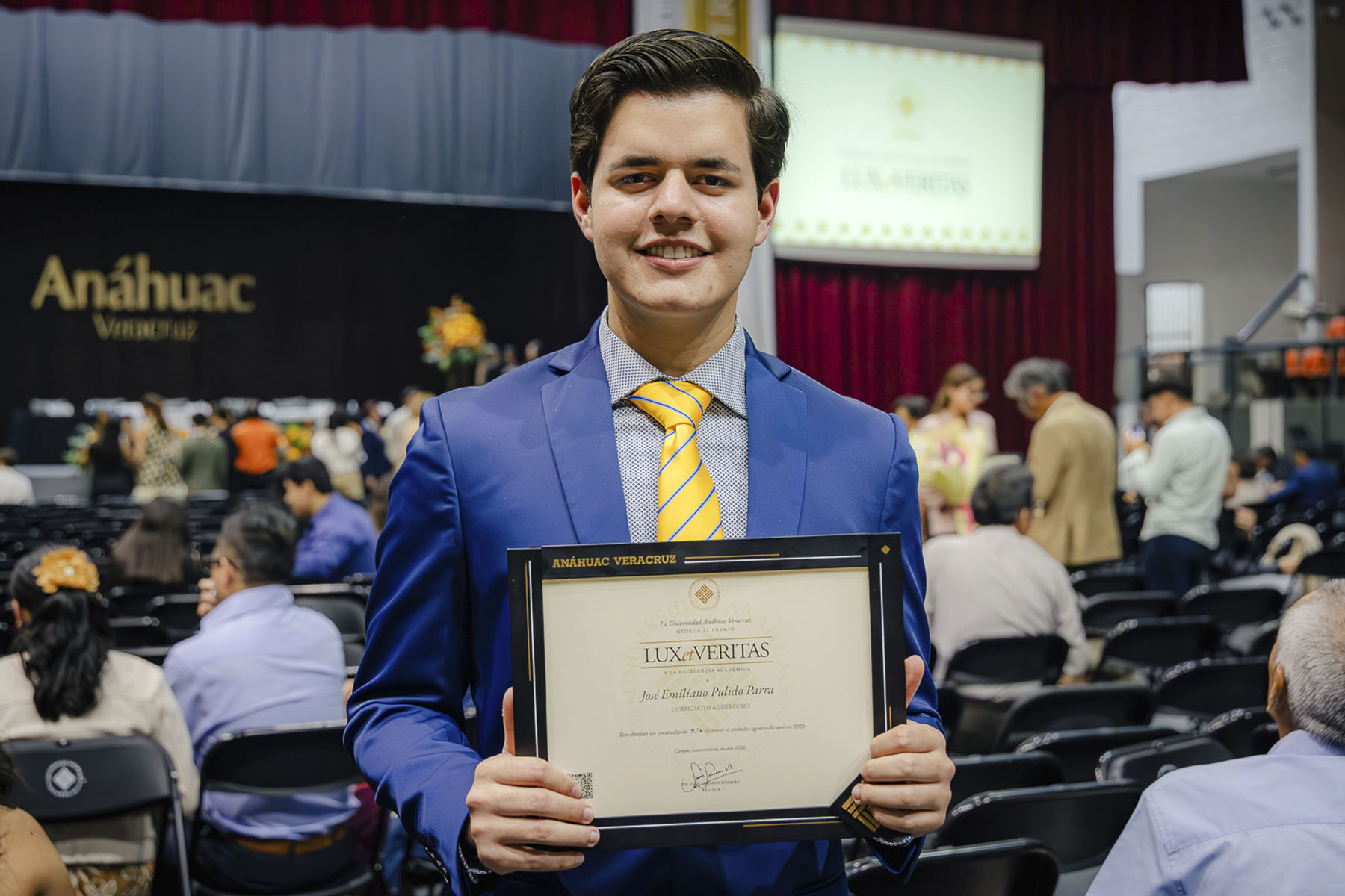 95 / 110 - Premios Lux et Veritas: Galería 95 / 110 - Premios Lux et Veritas: Galería