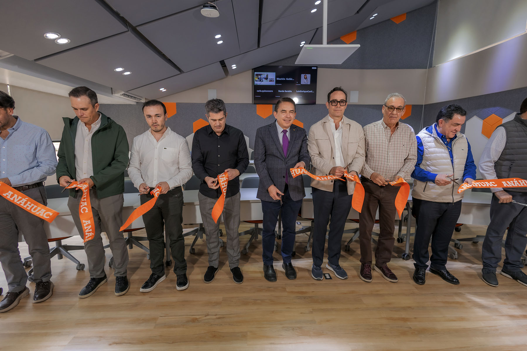 10 / 10 - Inauguración de Nueva Aula para Posgrados 10 / 10 - Inauguración de Nueva Aula para Posgrados