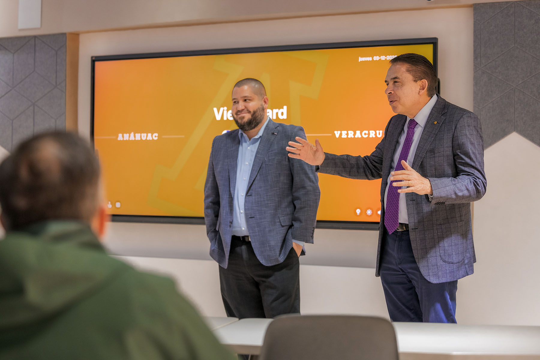 9 / 10 - Inauguración de Nueva Aula para Posgrados 9 / 10 - Inauguración de Nueva Aula para Posgrados