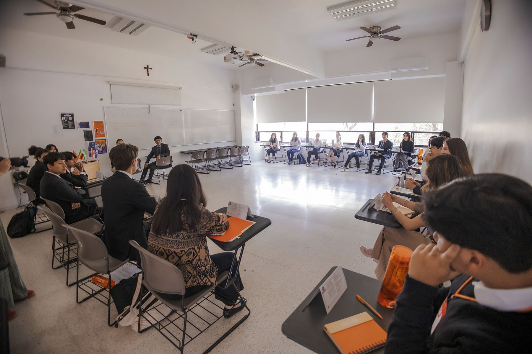 40 / 90 - MUNAV 2026: Un Encuentro de Jóvenes Líderes 40 / 90 - MUNAV 2026: Un Encuentro de Jóvenes Líderes