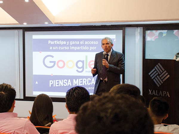 Premiación del Concurso Piensa Merca