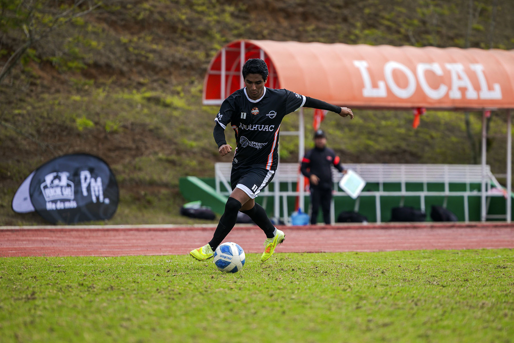 5 / 6 - Cabrera y sus Leones van por la Final en la Conferencia Nacional de Fútbol Soccer 5 / 6 - Cabrera y sus Leones van por la Final en la Conferencia Nacional de Fútbol Soccer