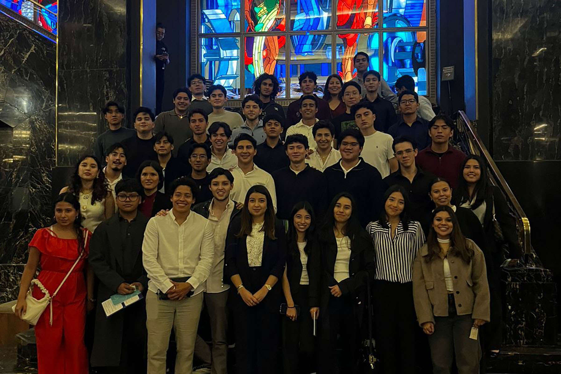2 / 4 - Viaje Académico a Instituciones Financieras en Ciudad de México 2 / 4 - Viaje Académico a Instituciones Financieras en Ciudad de México