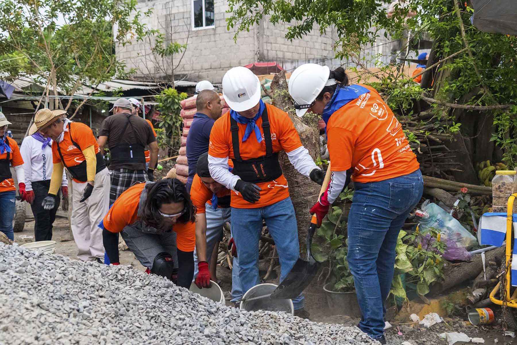 23 / 60 - La Comunidad Anáhuac Veracruz Une Fuerzas para Levantar Hogares y Esperanza 23 / 60 - La Comunidad Anáhuac Veracruz Une Fuerzas para Levantar Hogares y Esperanza