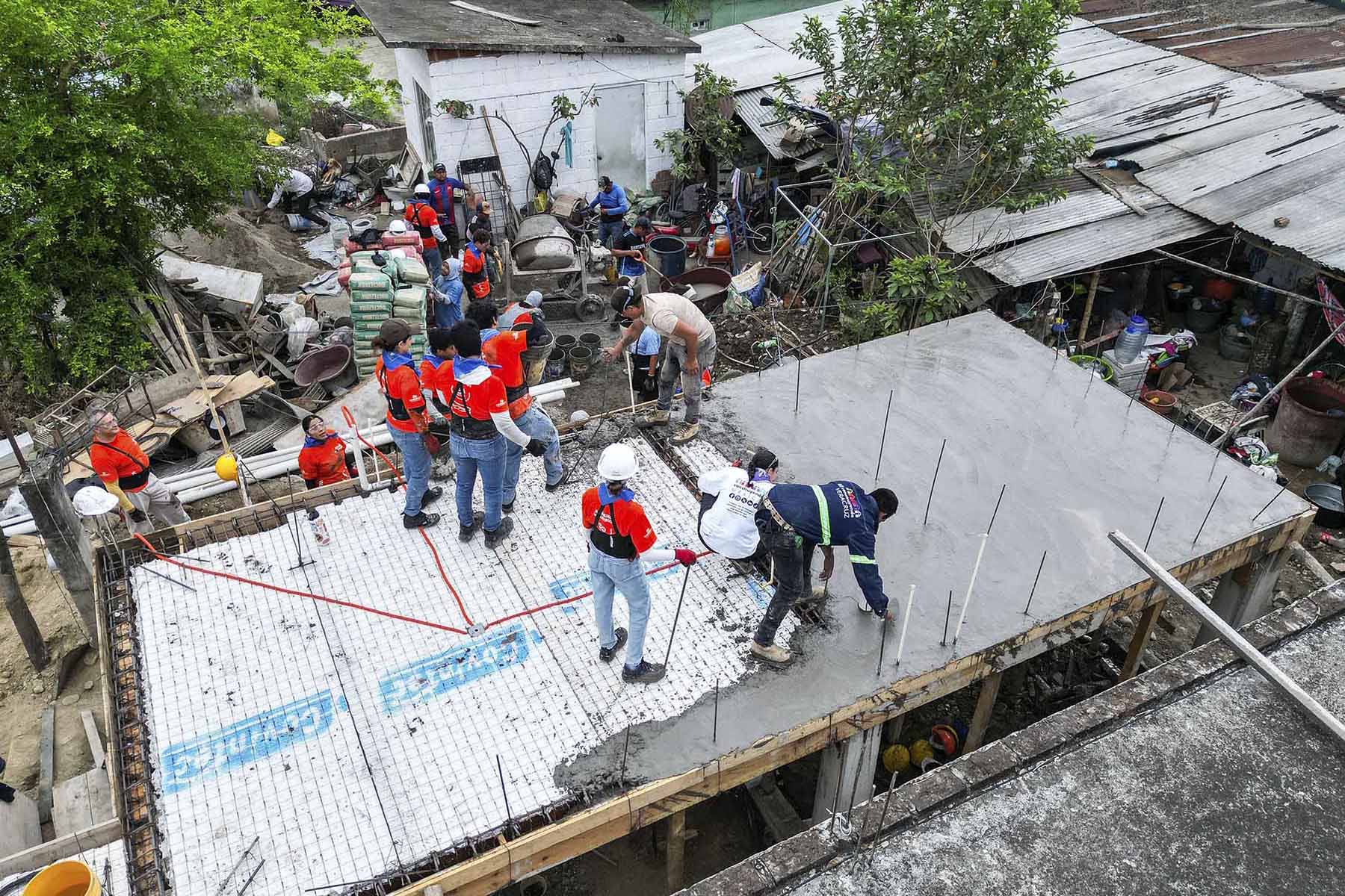 34 / 60 - La Comunidad Anáhuac Veracruz Une Fuerzas para Levantar Hogares y Esperanza 34 / 60 - La Comunidad Anáhuac Veracruz Une Fuerzas para Levantar Hogares y Esperanza