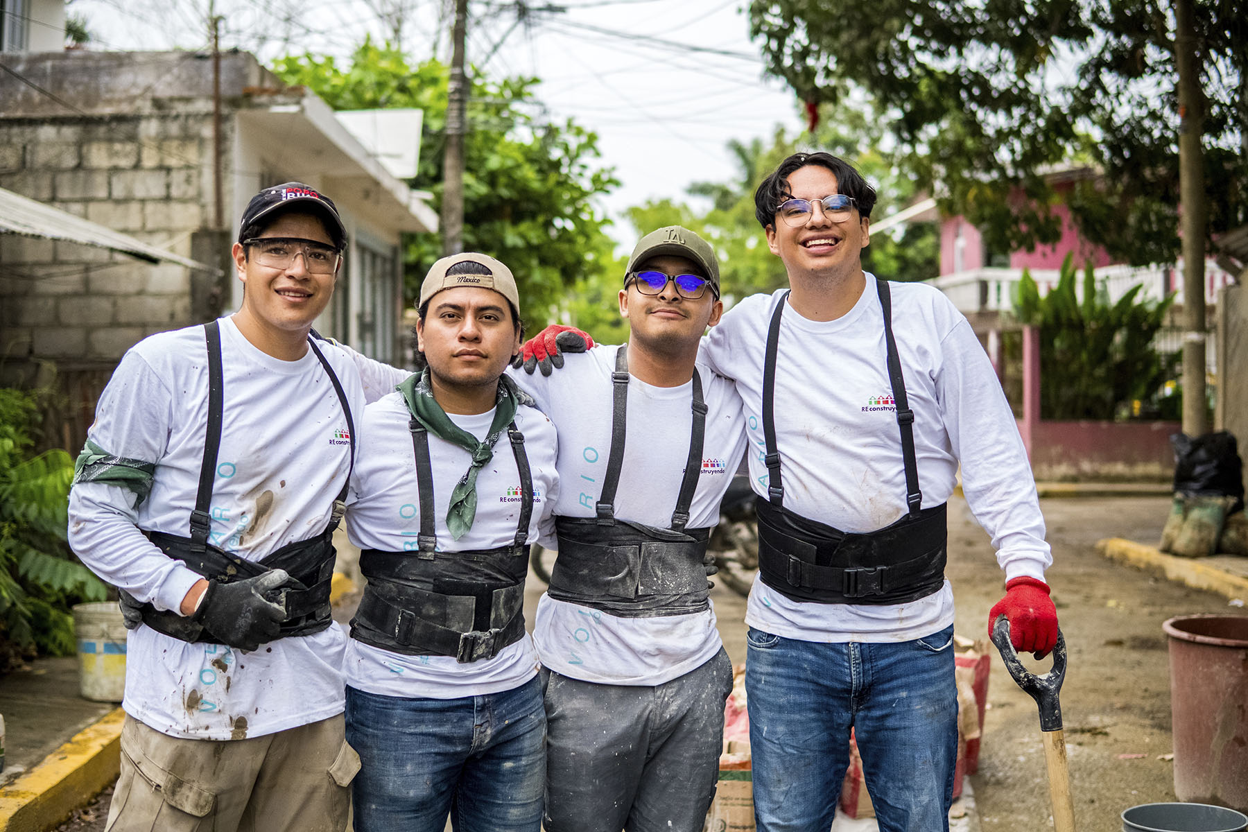 11 / 60 - La Comunidad Anáhuac Veracruz Une Fuerzas para Levantar Hogares y Esperanza 11 / 60 - La Comunidad Anáhuac Veracruz Une Fuerzas para Levantar Hogares y Esperanza