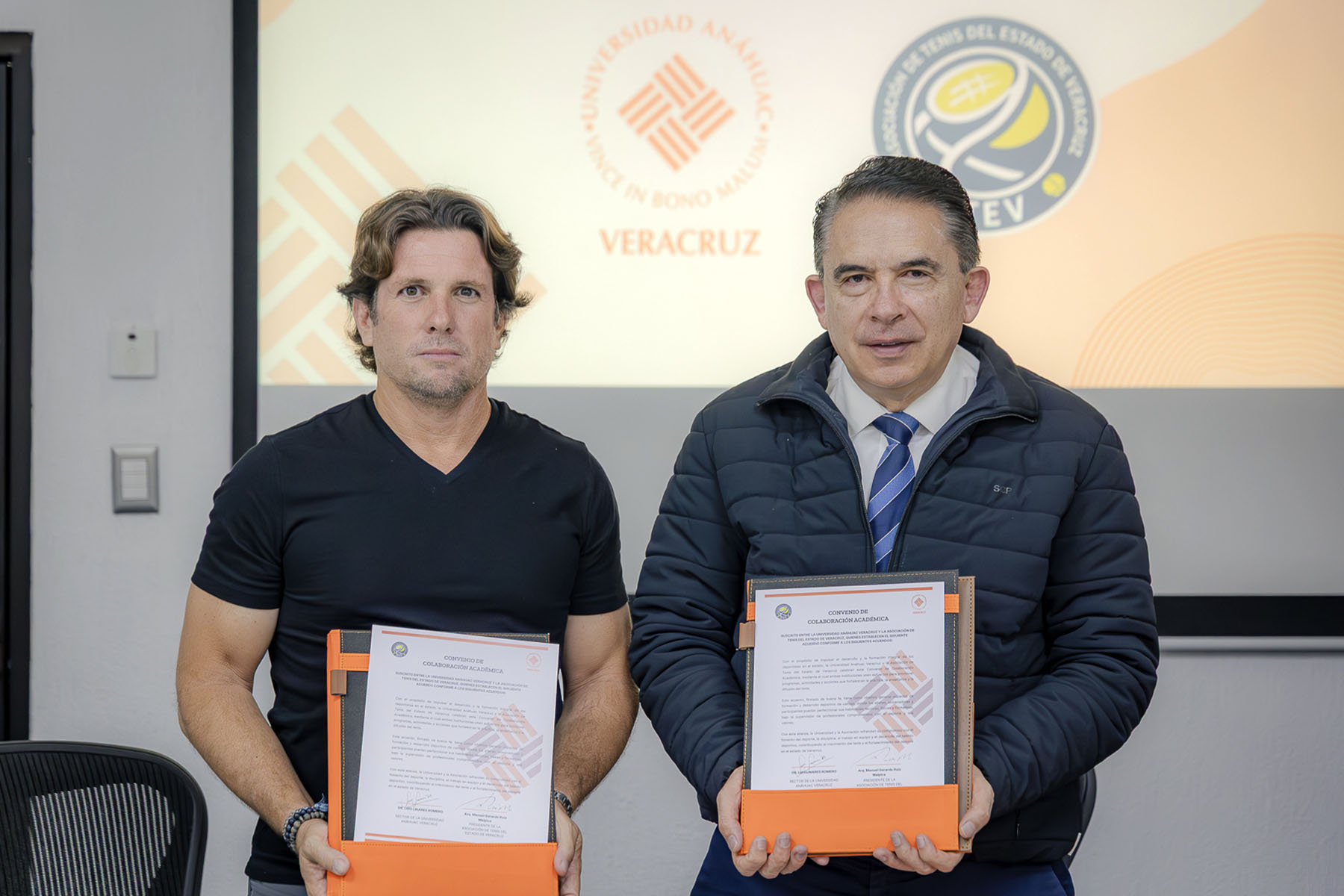 4 / 7 - Firma de Convenio con la Asociación de Tenis del Estado de Veracruz (ATEV) 4 / 7 - Firma de Convenio con la Asociación de Tenis del Estado de Veracruz (ATEV)