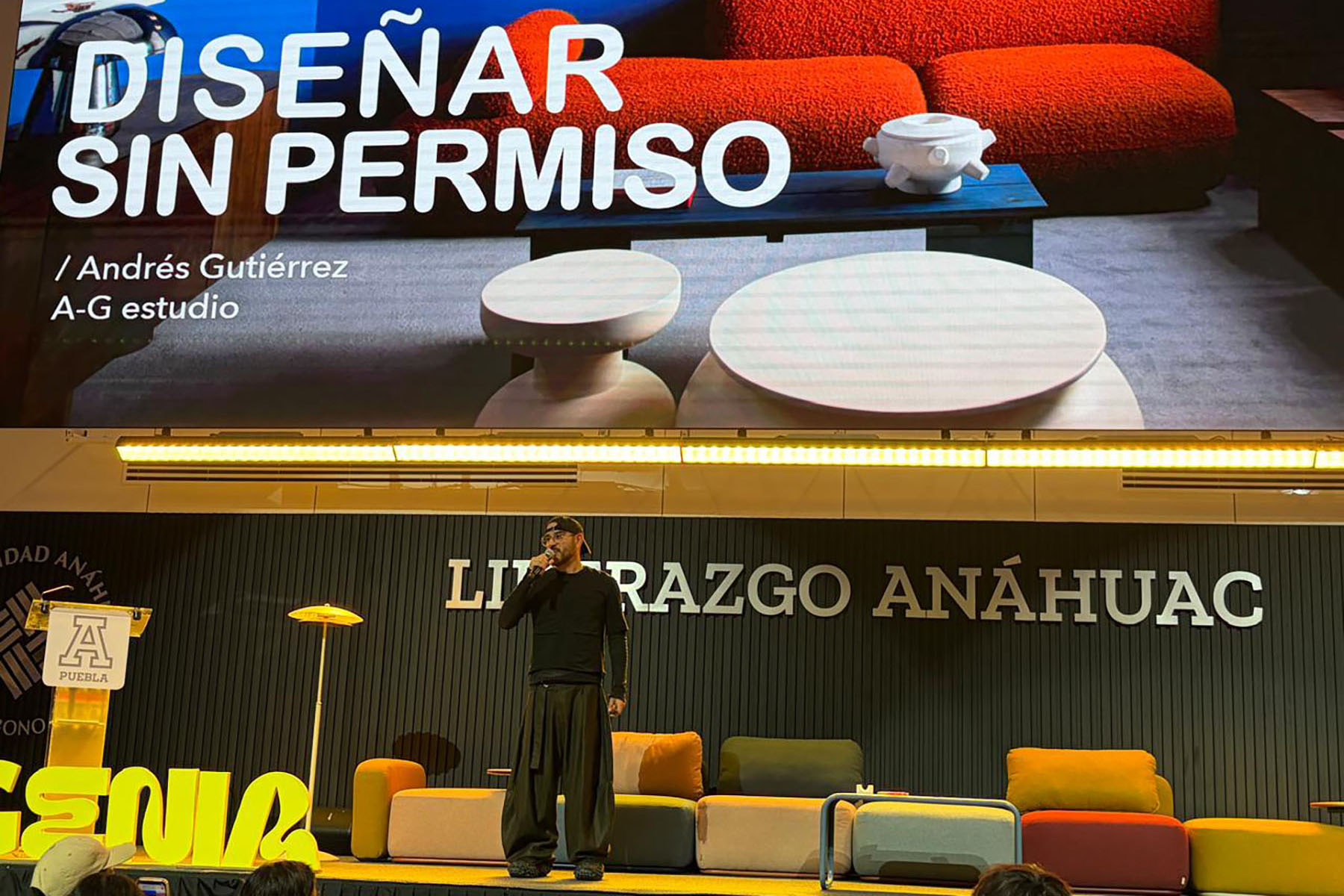 9 / 9 - Estudiantes de Diseño Participan en el Congreso Ingenia 8 en Puebla 9 / 9 - Estudiantes de Diseño Participan en el Congreso Ingenia 8 en Puebla