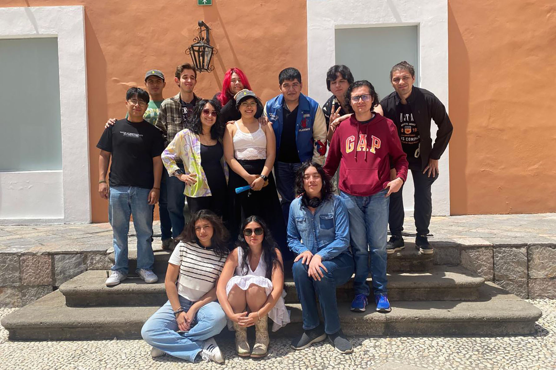 2 / 10 - La Escuela de Arquitectura y Diseño Acudió a Ingenia 8 2 / 10 - La Escuela de Arquitectura y Diseño Acudió a Ingenia 8