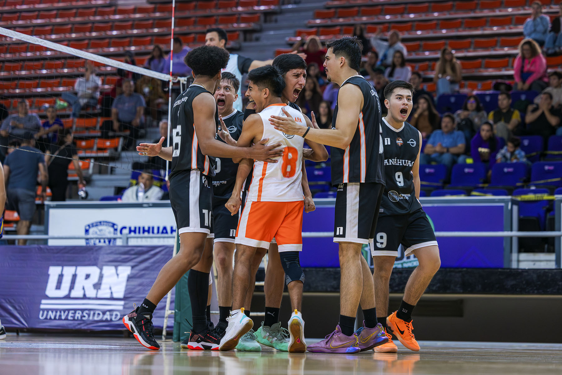 2 / 9 - Leones Conquistan el Tercer Lugar Nacional en Voleibol 2 / 9 - Leones Conquistan el Tercer Lugar Nacional en Voleibol