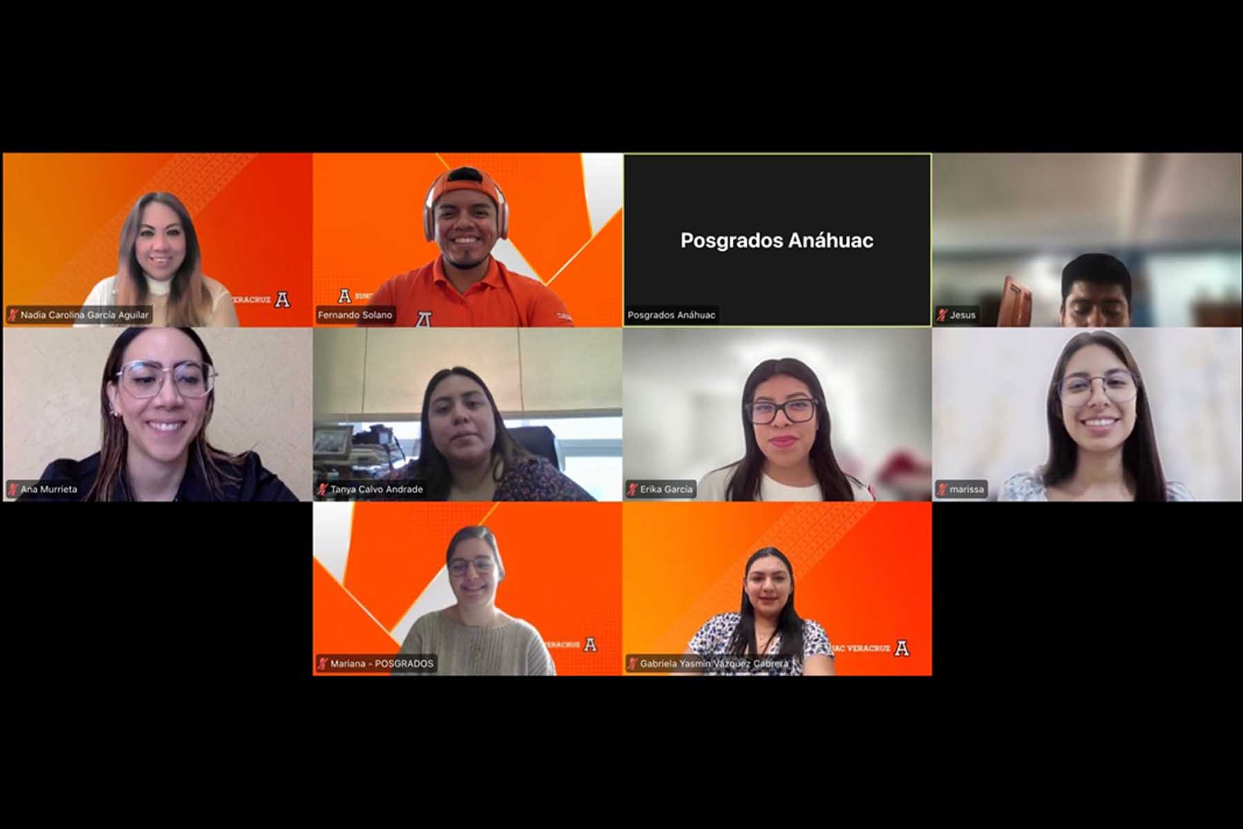 Cerrar vista en pantalla completa 1 / 1 - Ceremonia de Clausura del Diplomado en Marketing Digital y Redes Sociales