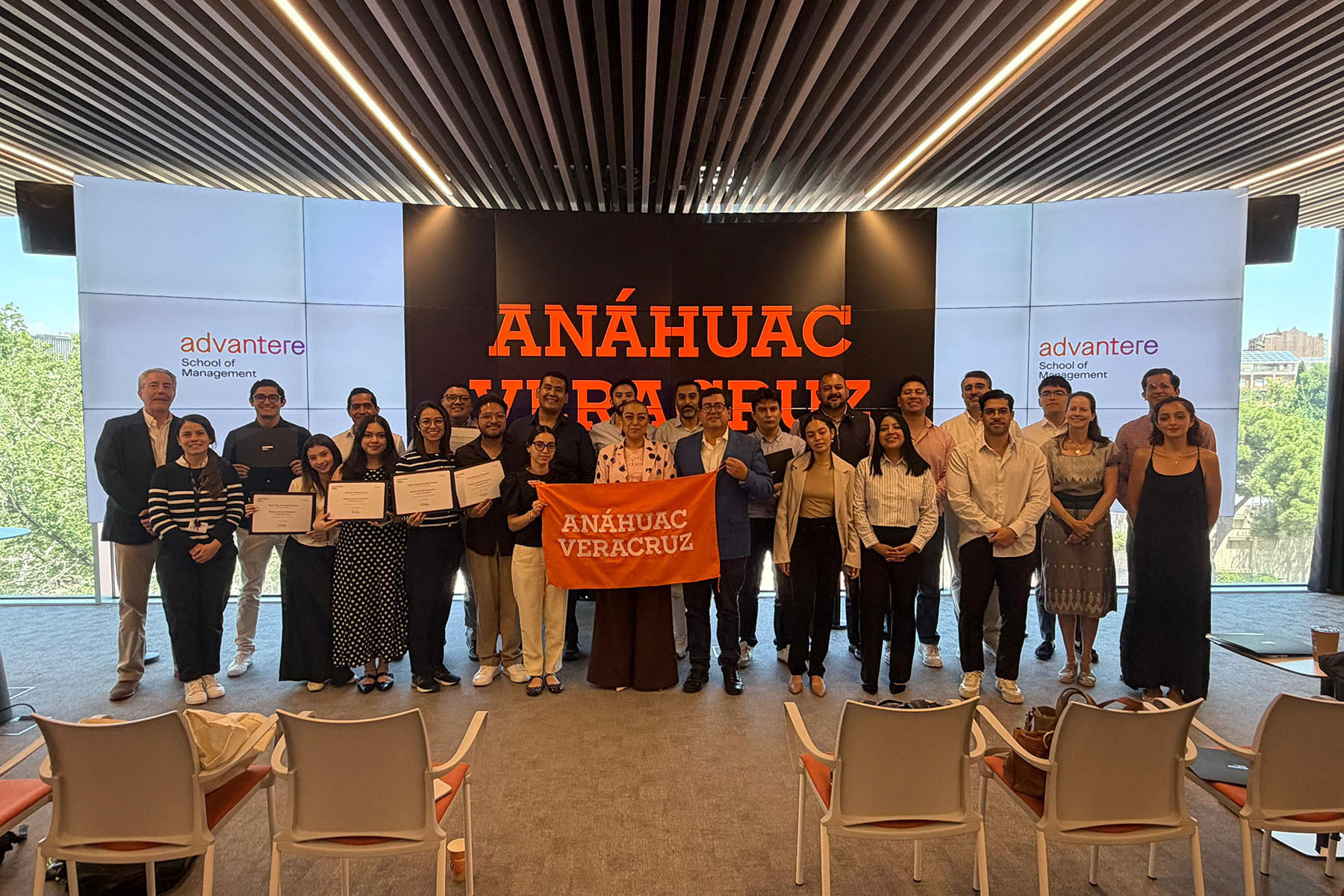 6 / 6 - Estudiantes de Finanzas Realizan Estancia en Madrid 6 / 6 - Estudiantes de Finanzas Realizan Estancia en Madrid