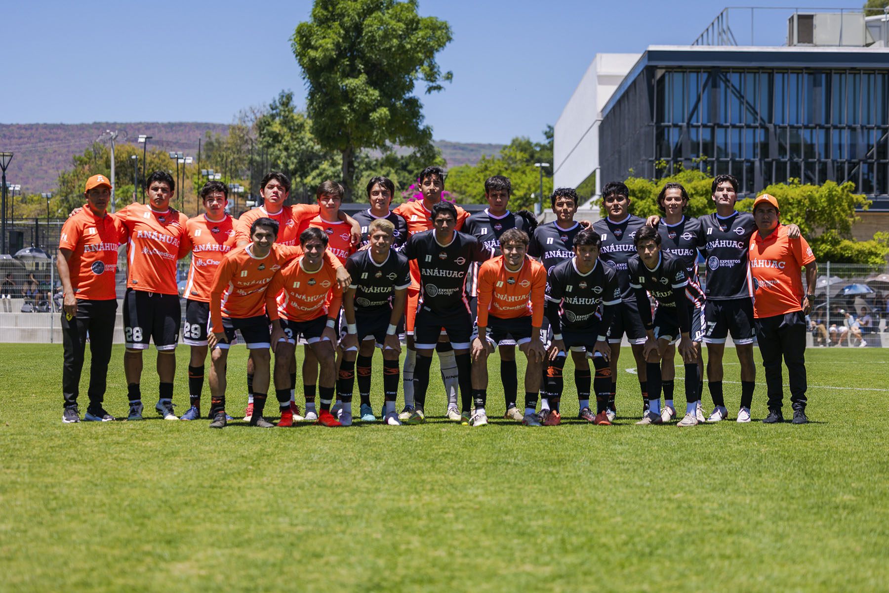 4 / 4 - Leones Cumple Cuatro Años Entre los Mejores del País en Fútbol Soccer 4 / 4 - Leones Cumple Cuatro Años Entre los Mejores del País en Fútbol Soccer