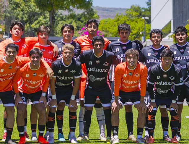 Leones Cumple Cuatro Años Entre los Mejores del País en Fútbol Soccer