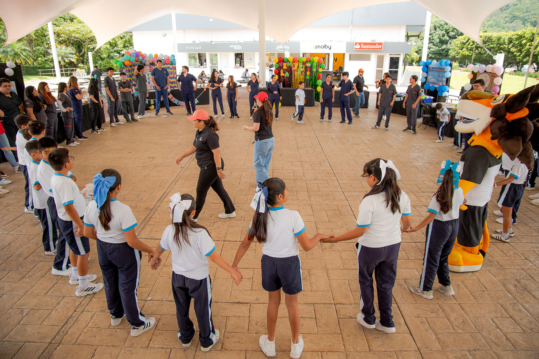 16 / 25 - 4.a Feria Binacional de la Salud: la Escuela de Medicina Impulsa la Promoción de la 16 / 25 - 4.a Feria Binacional de la Salud: la Escuela de Medicina Impulsa la Promoción de la