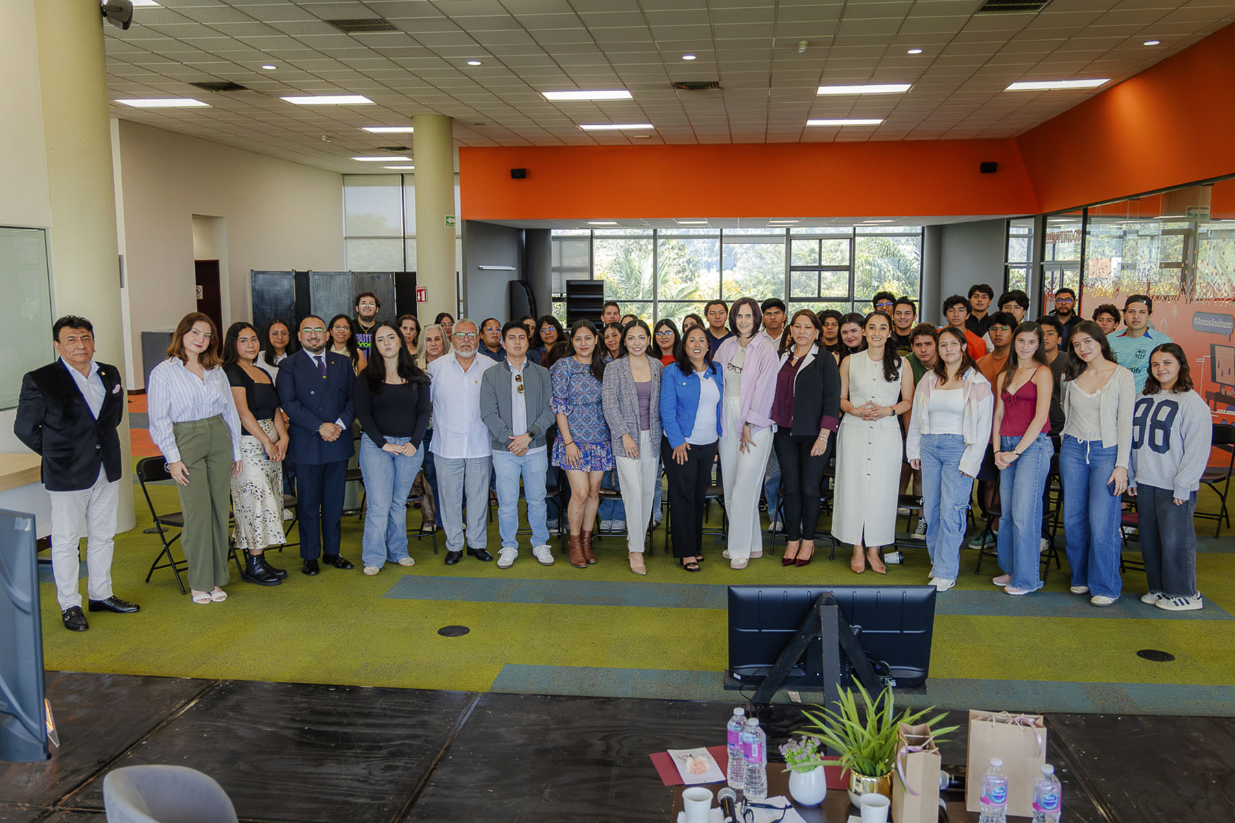 17 / 20 - Arquitectas que Inspiran: Conmemoración del Día Internacional de la Mujer 17 / 20 - Arquitectas que Inspiran: Conmemoración del Día Internacional de la Mujer