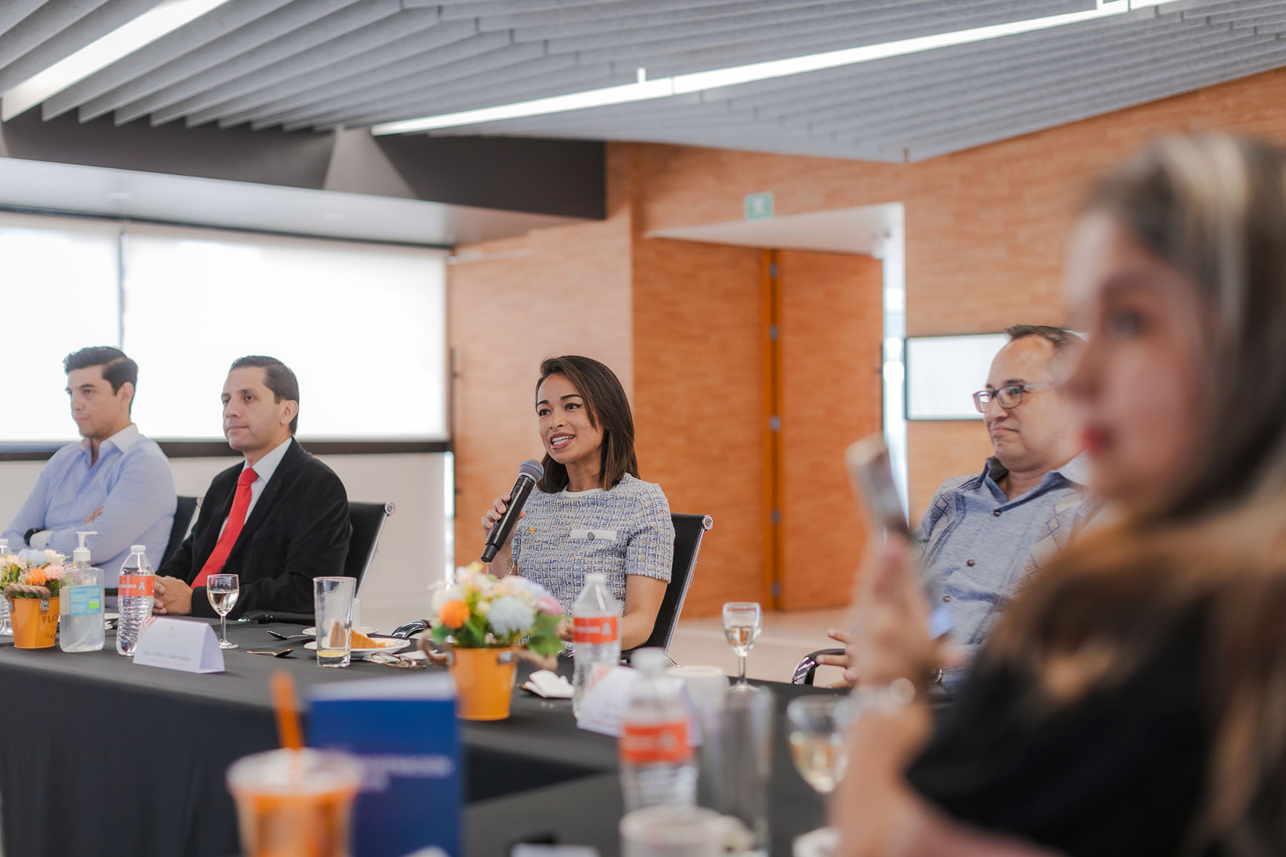 19 / 64 - La Meta Está Cerca: Desayuno de Clausura de Cursos 19 / 64 - La Meta Está Cerca: Desayuno de Clausura de Cursos
