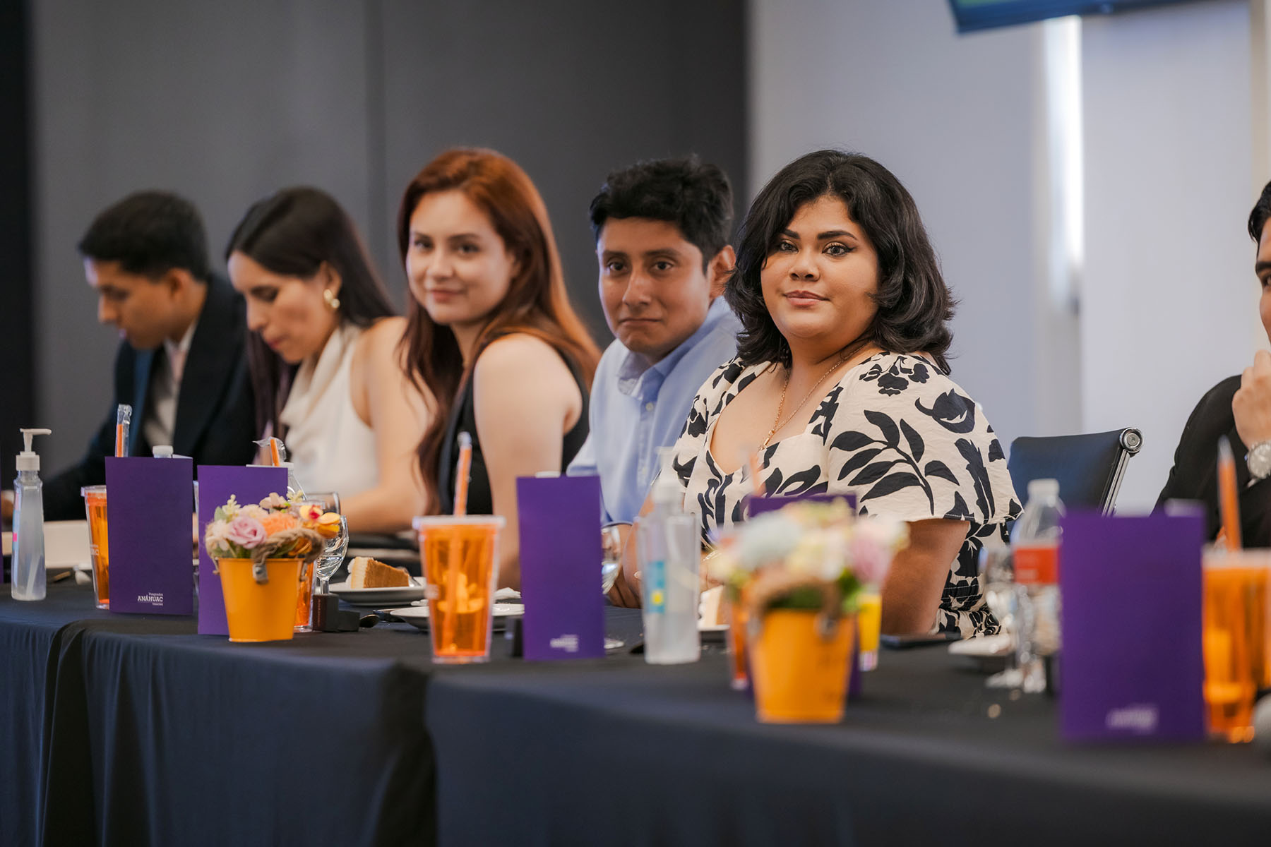 40 / 64 - La Meta Está Cerca: Desayuno de Clausura de Cursos 40 / 64 - La Meta Está Cerca: Desayuno de Clausura de Cursos