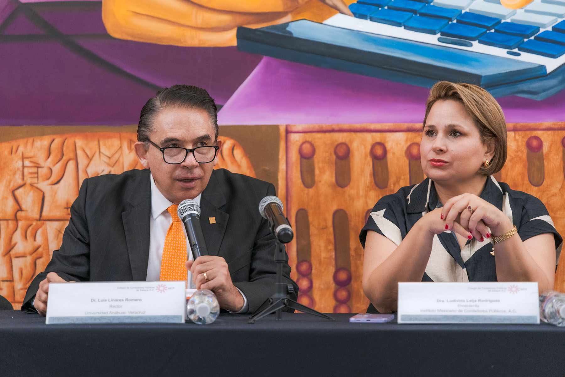 5 / 14 - Firma de Convenio con el Instituto Mexicano de Contadores Públicos 5 / 14 - Firma de Convenio con el Instituto Mexicano de Contadores Públicos