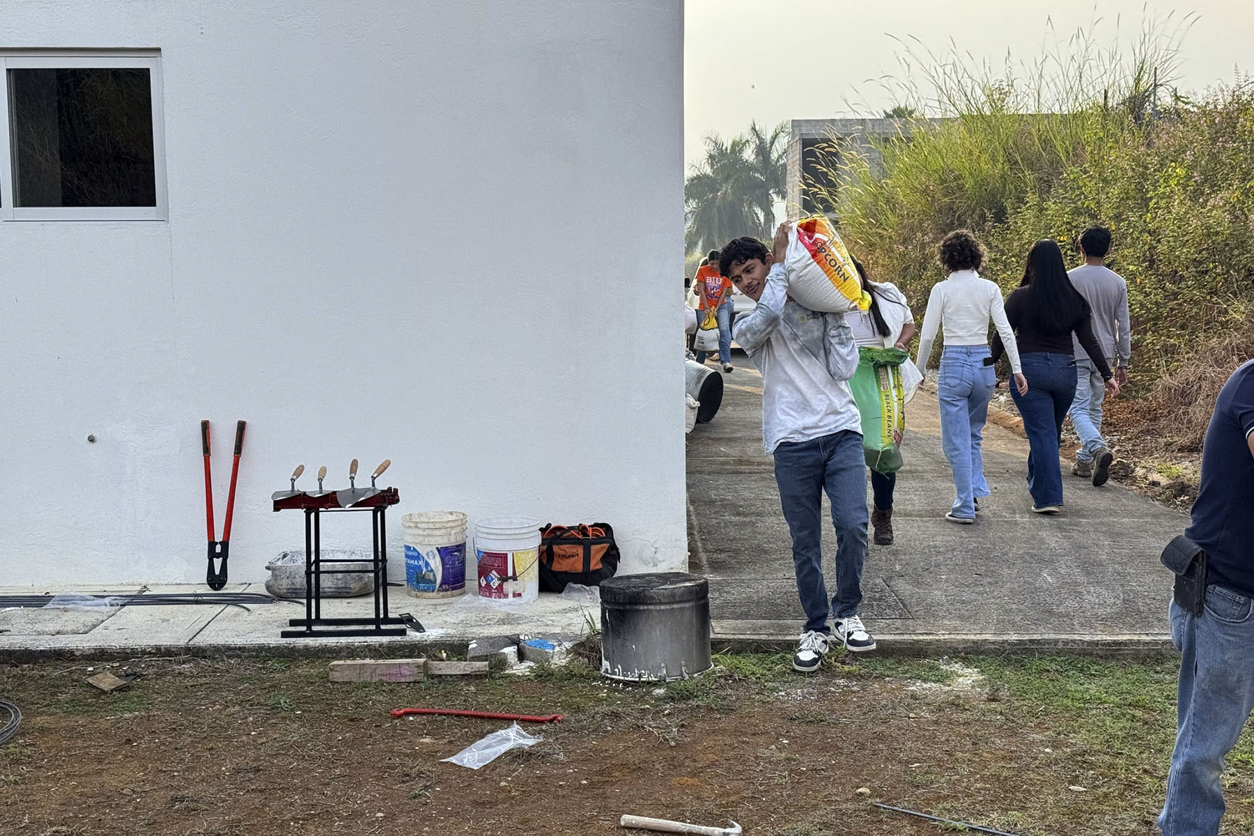 1 / 14 - Experiencia en Obra desde la Academia de Edificación 1 / 14 - Experiencia en Obra desde la Academia de Edificación