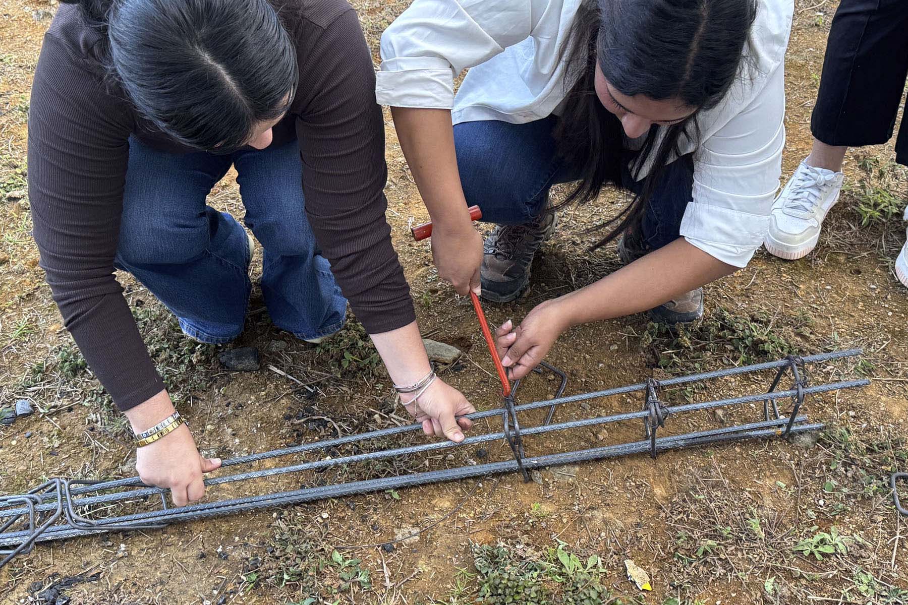 9 / 14 - Experiencia en Obra desde la Academia de Edificación 9 / 14 - Experiencia en Obra desde la Academia de Edificación