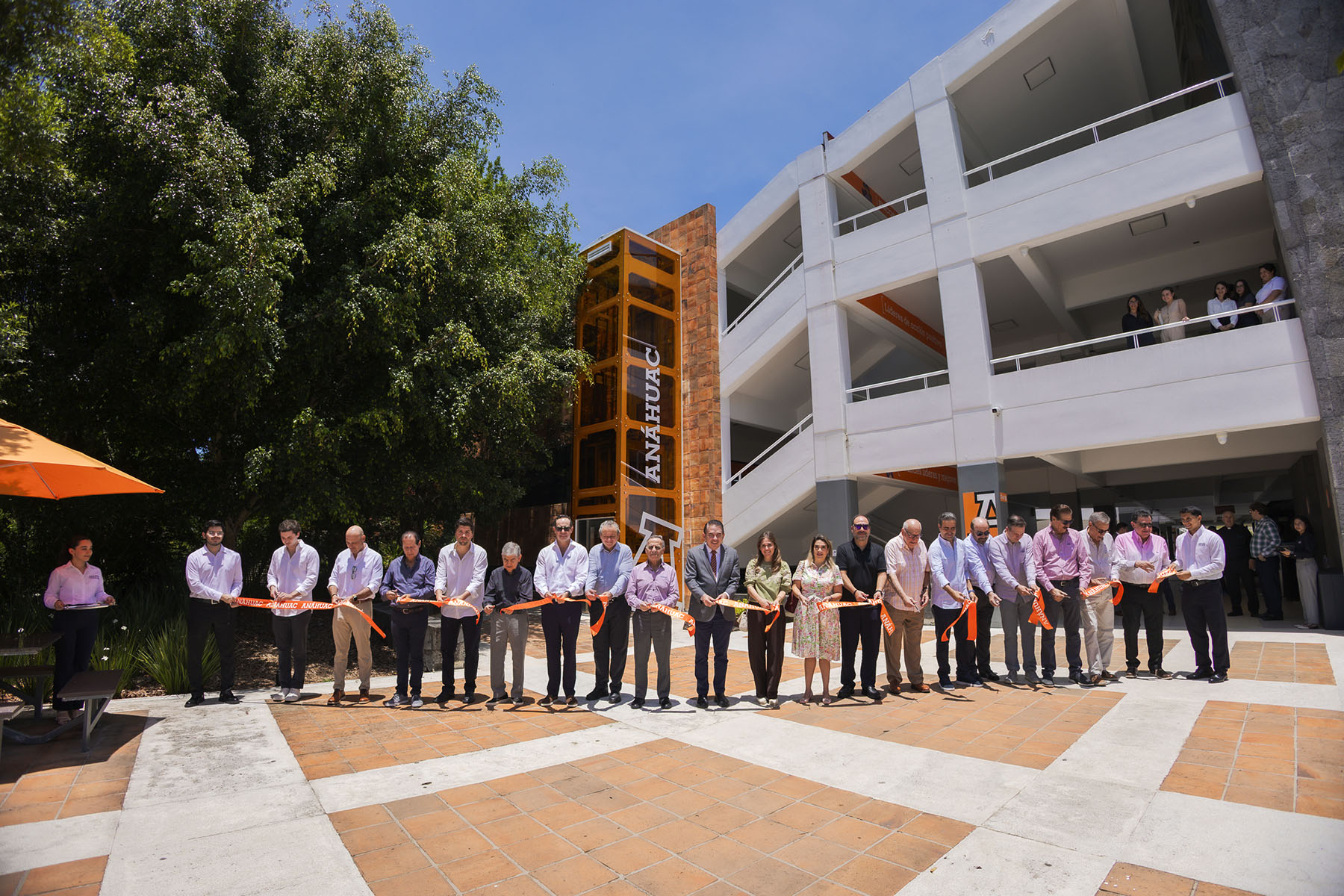 4 / 16 - Inauguración de Elevadores 4 / 16 - Inauguración de Elevadores