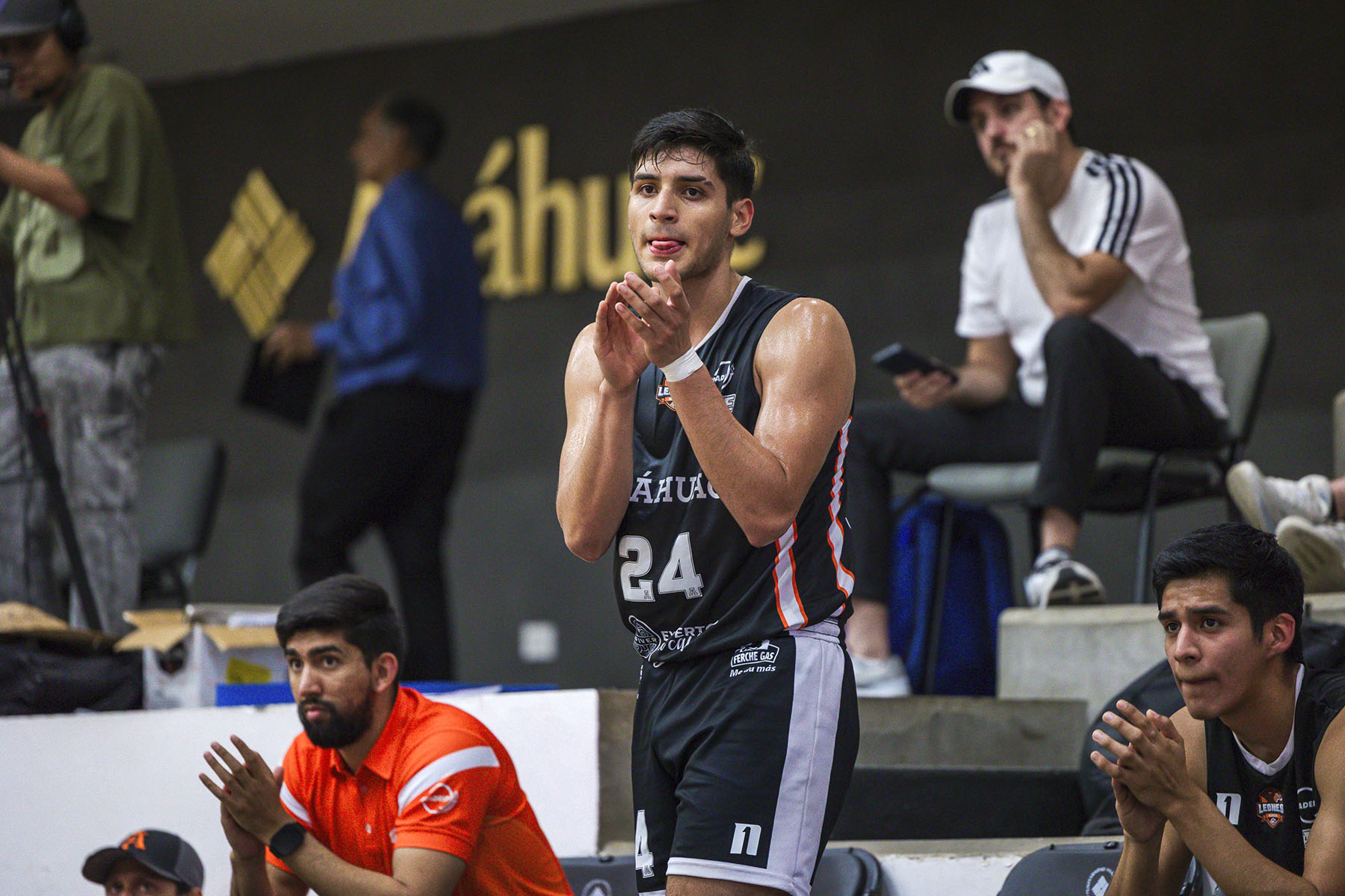 3 / 4 - Leones Busca dar un Salto Competitivo en su Segundo Año en División I 3 / 4 - Leones Busca dar un Salto Competitivo en su Segundo Año en División I