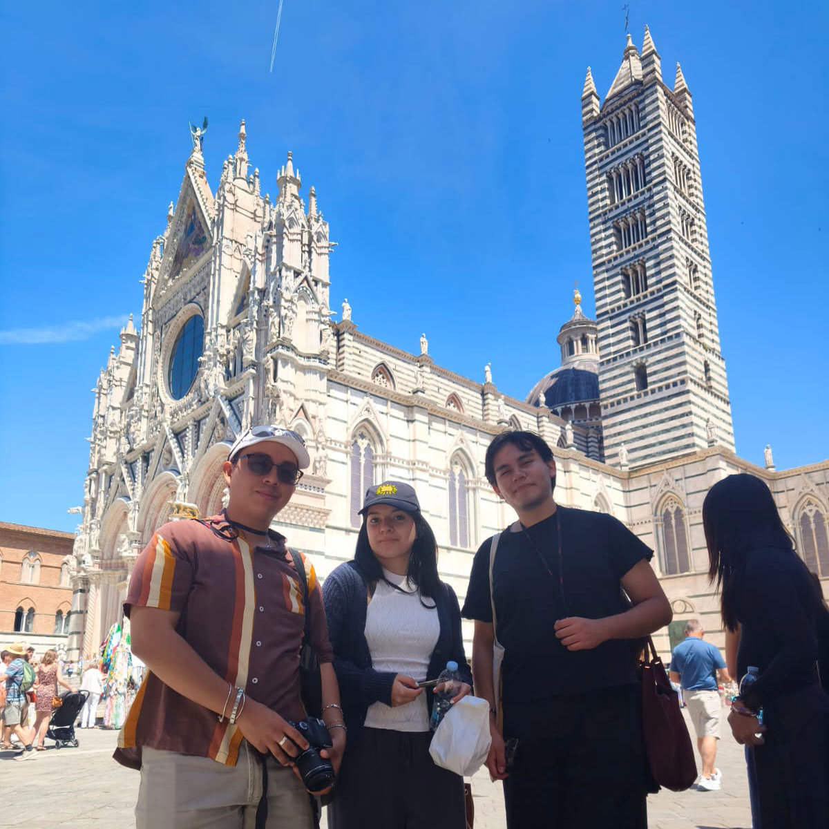 2 / 23 - Programa de Verano en la Accademia Europea di Firenze: Florencia, Italia 2 / 23 - Programa de Verano en la Accademia Europea di Firenze: Florencia, Italia