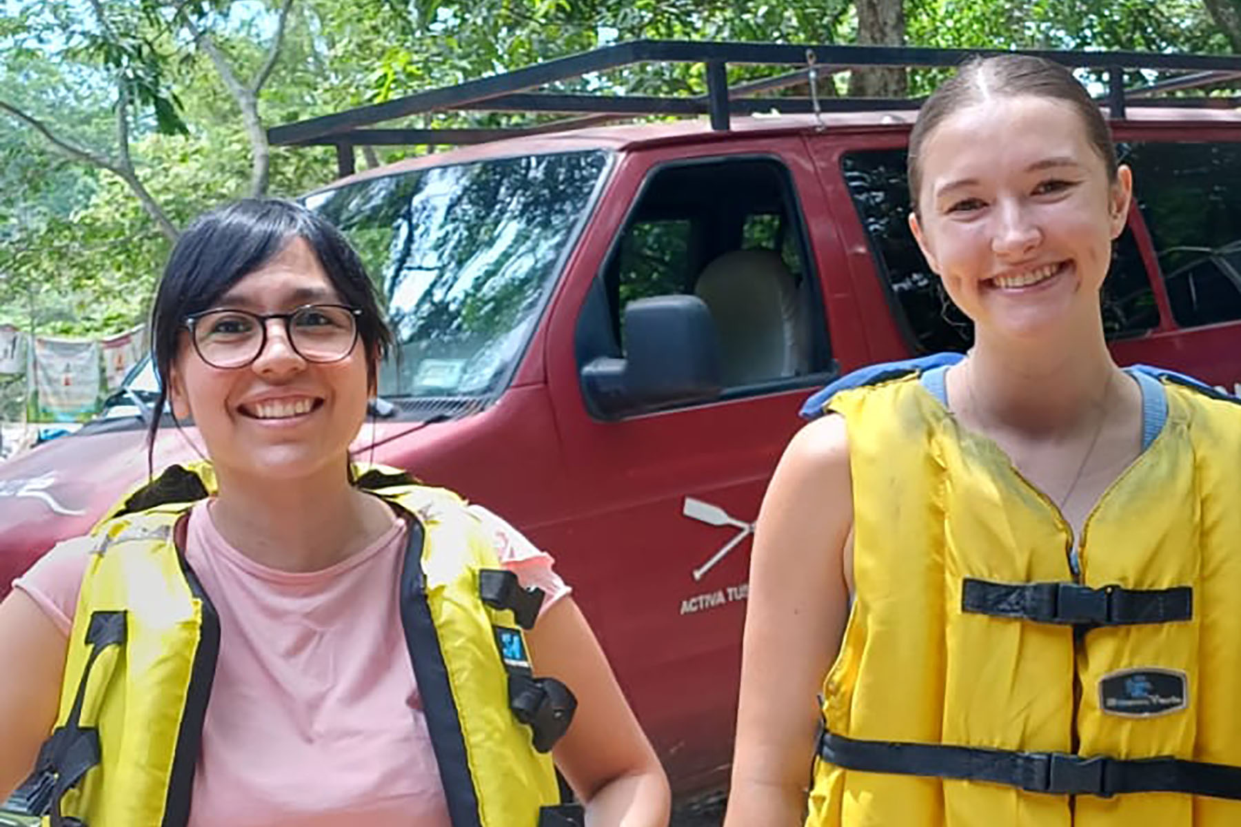 17 / 24 - Fortalecemos la Colaboración Internacional con la Visita de Estudiante de Nebraska 17 / 24 - Fortalecemos la Colaboración Internacional con la Visita de Estudiante de Nebraska