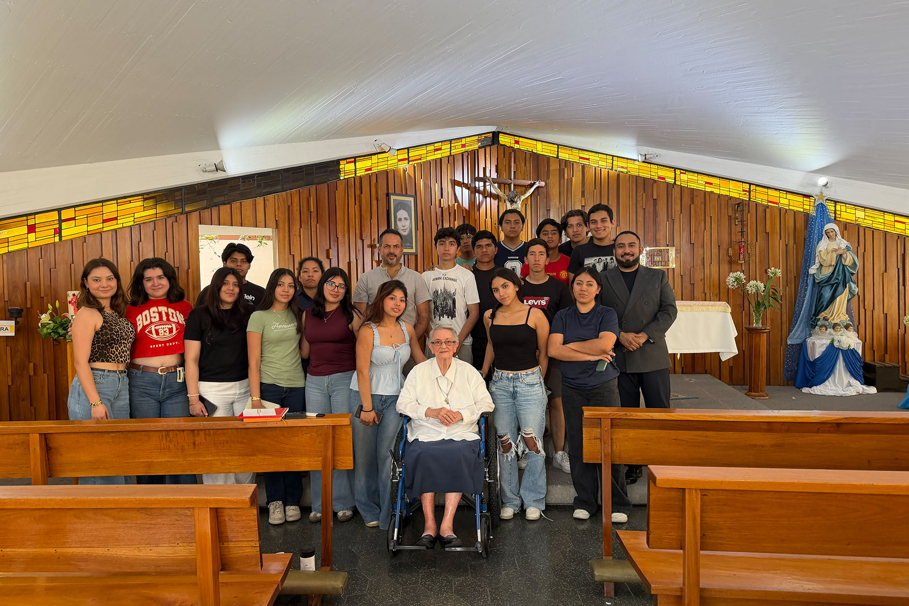7 / 7 - Estudiantes de Arquitectura Analizan Emblemática Obra Durante Visita en Orizaba 7 / 7 - Estudiantes de Arquitectura Analizan Emblemática Obra Durante Visita en Orizaba
