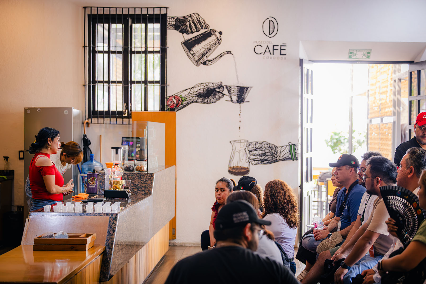 41 / 88 - Curso en Cultura y Cata de Café para Colaboradores de Sorteo Anáhuac 41 / 88 - Curso en Cultura y Cata de Café para Colaboradores de Sorteo Anáhuac