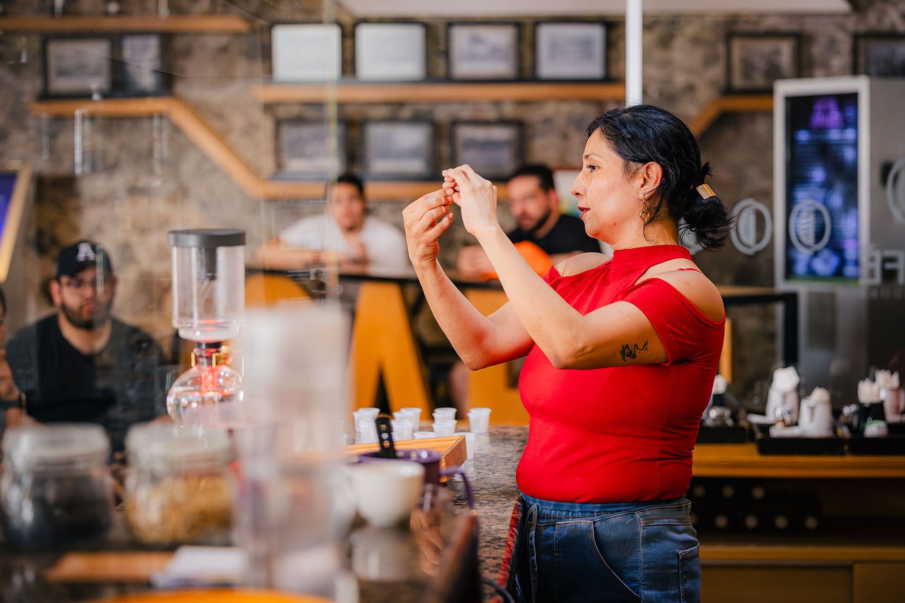 43 / 88 - Curso en Cultura y Cata de Café para Colaboradores de Sorteo Anáhuac 43 / 88 - Curso en Cultura y Cata de Café para Colaboradores de Sorteo Anáhuac