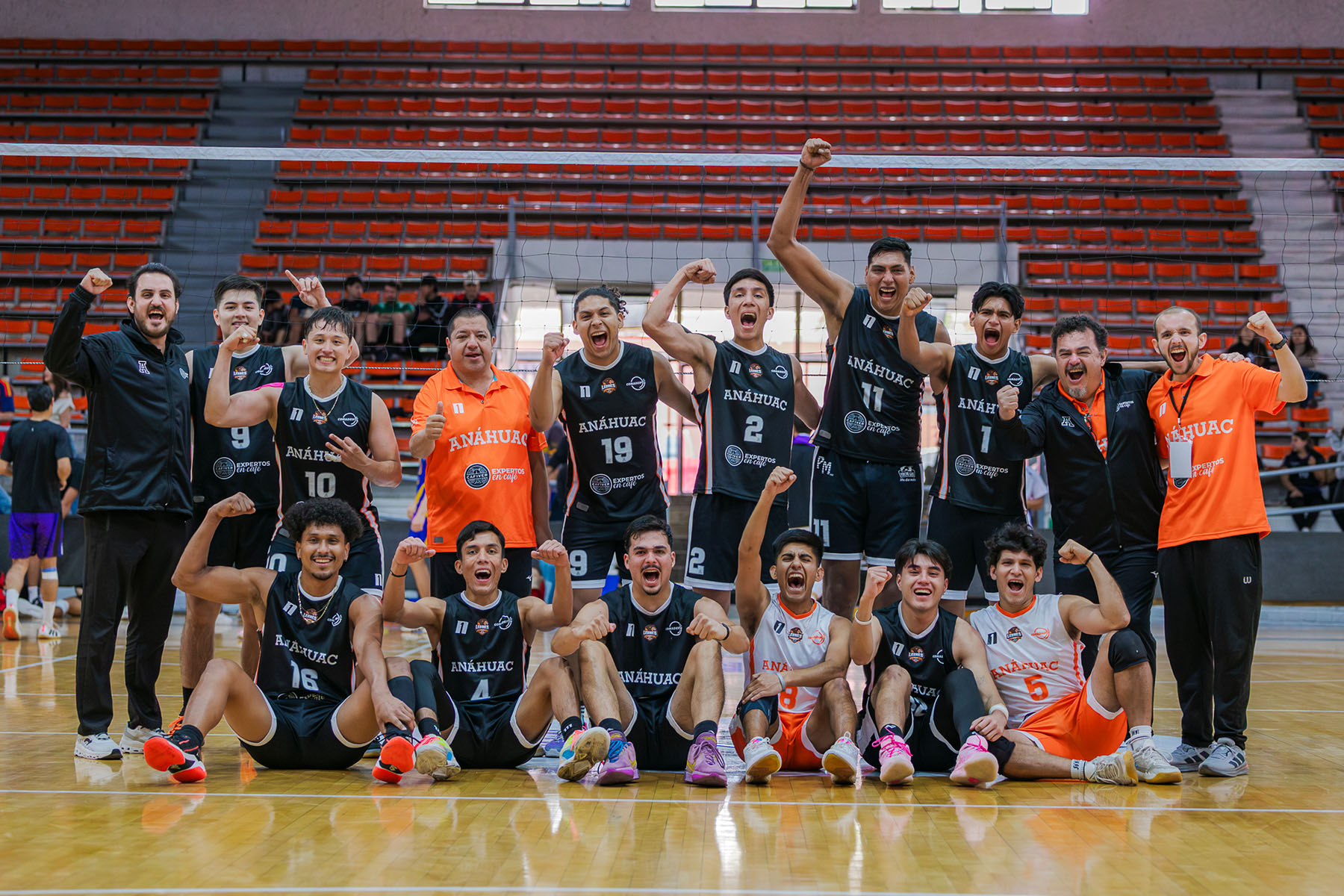 2 / 6 - Daniel González Combina dos Pasiones: el Arbitraje y la Formación de Nuevos Talentos 2 / 6 - Daniel González Combina dos Pasiones: el Arbitraje y la Formación de Nuevos Talentos