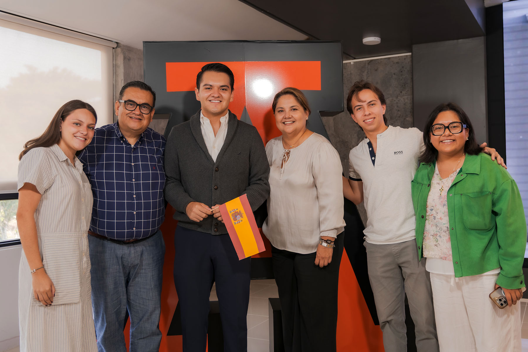 28 / 34 - Estudiantes de Intercambio Rumbo a una Nueva Experiencia Internacional en 2026 28 / 34 - Estudiantes de Intercambio Rumbo a una Nueva Experiencia Internacional en 2026
