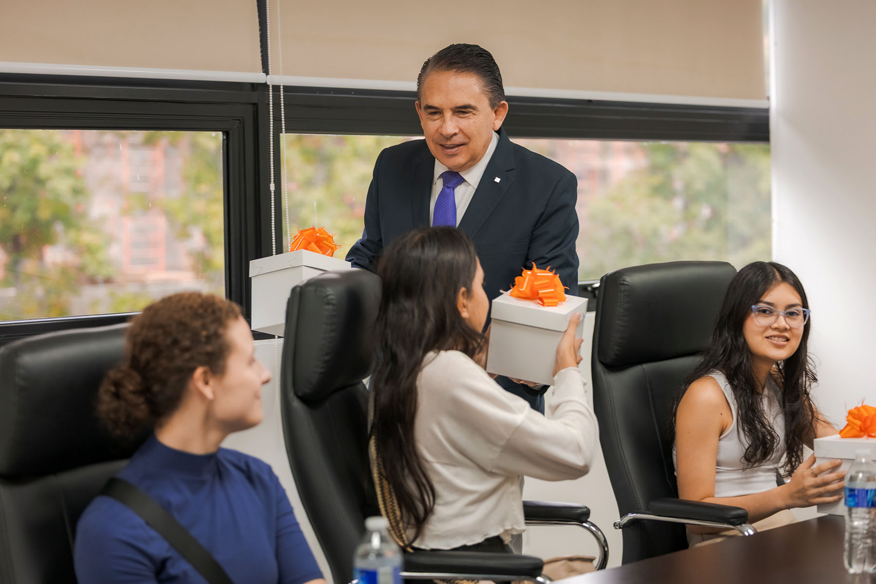 5 / 6 - Universidad Anáhuac Veracruz Recibe a sus Alumnas Internacionales en Rectoría 5 / 6 - Universidad Anáhuac Veracruz Recibe a sus Alumnas Internacionales en Rectoría