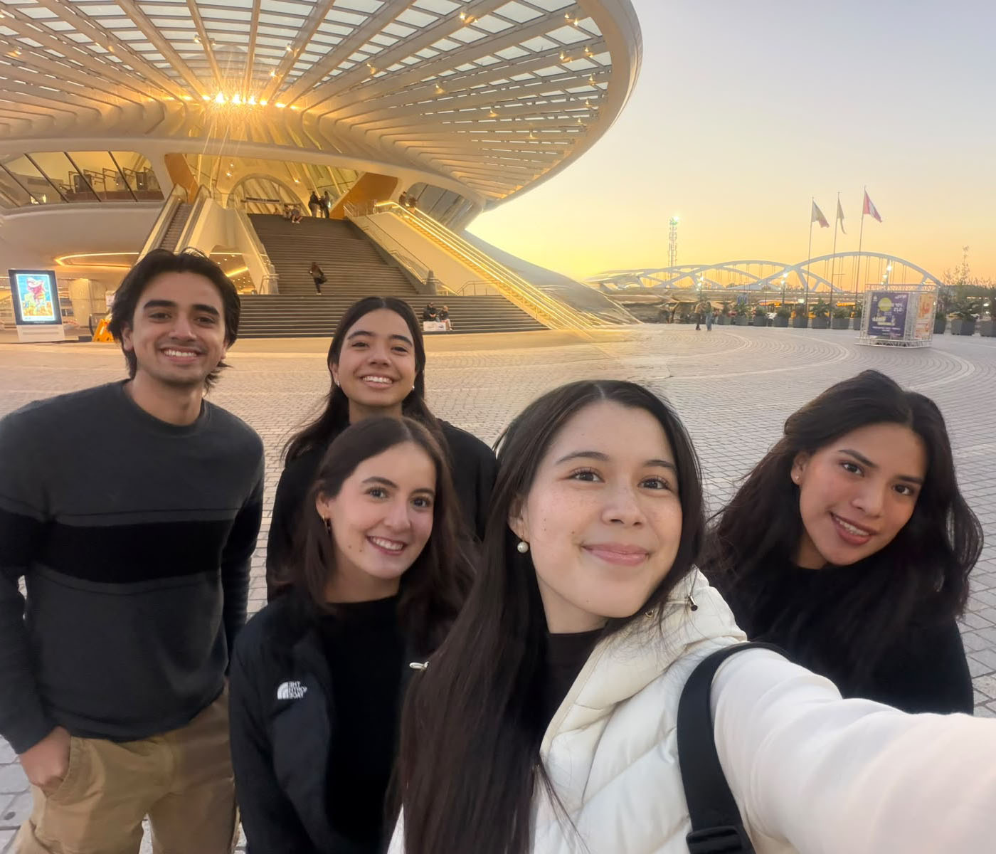 2 / 20 - Nuestros Alumnos Viven la Experiencia Internacional 2026 2 / 20 - Nuestros Alumnos Viven la Experiencia Internacional 2026