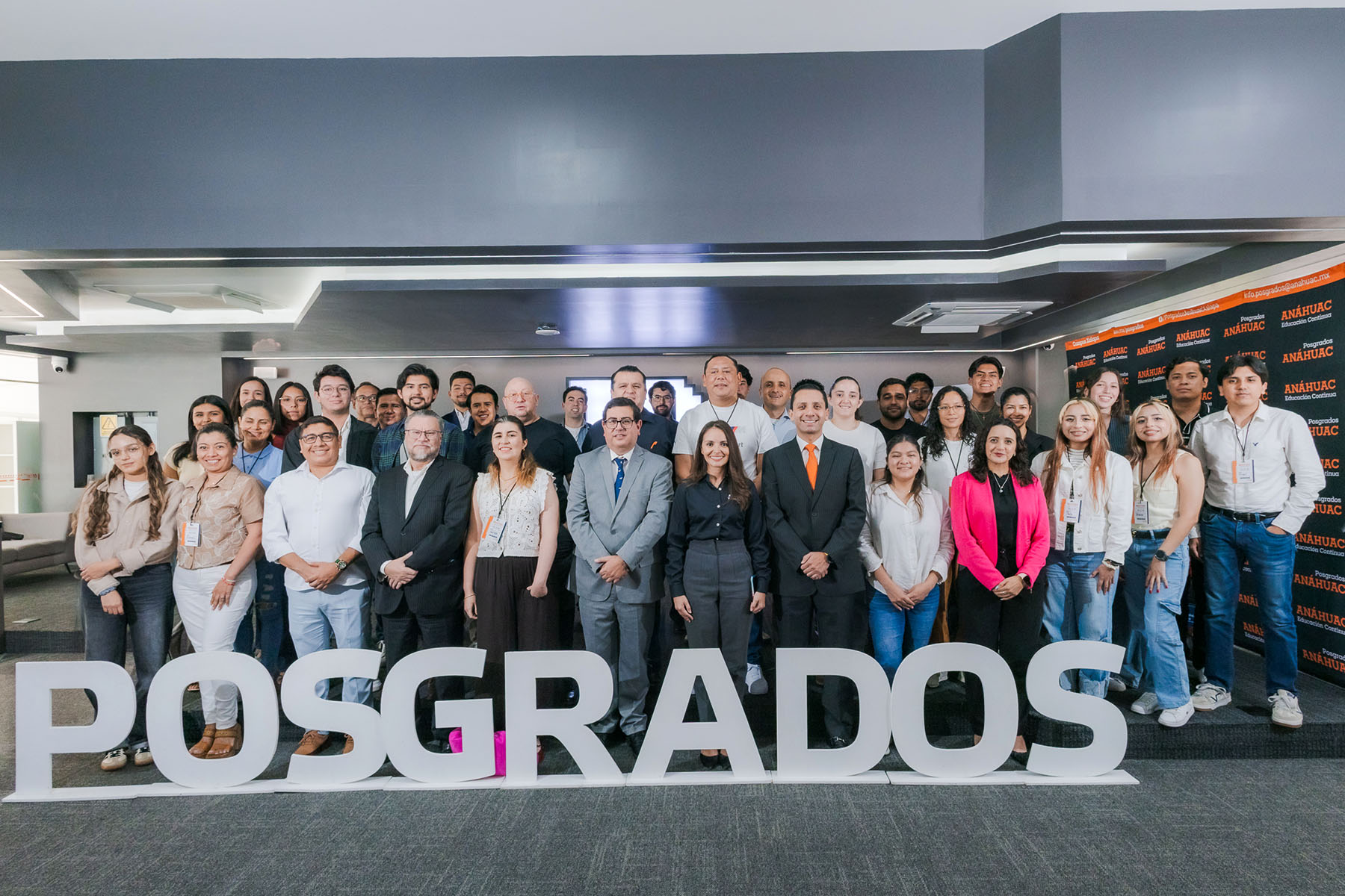 18 / 21 - Destino Posgrados: una Experiencia para Conocer, Vivir y dar el Siguiente Paso 18 / 21 - Destino Posgrados: una Experiencia para Conocer, Vivir y dar el Siguiente Paso