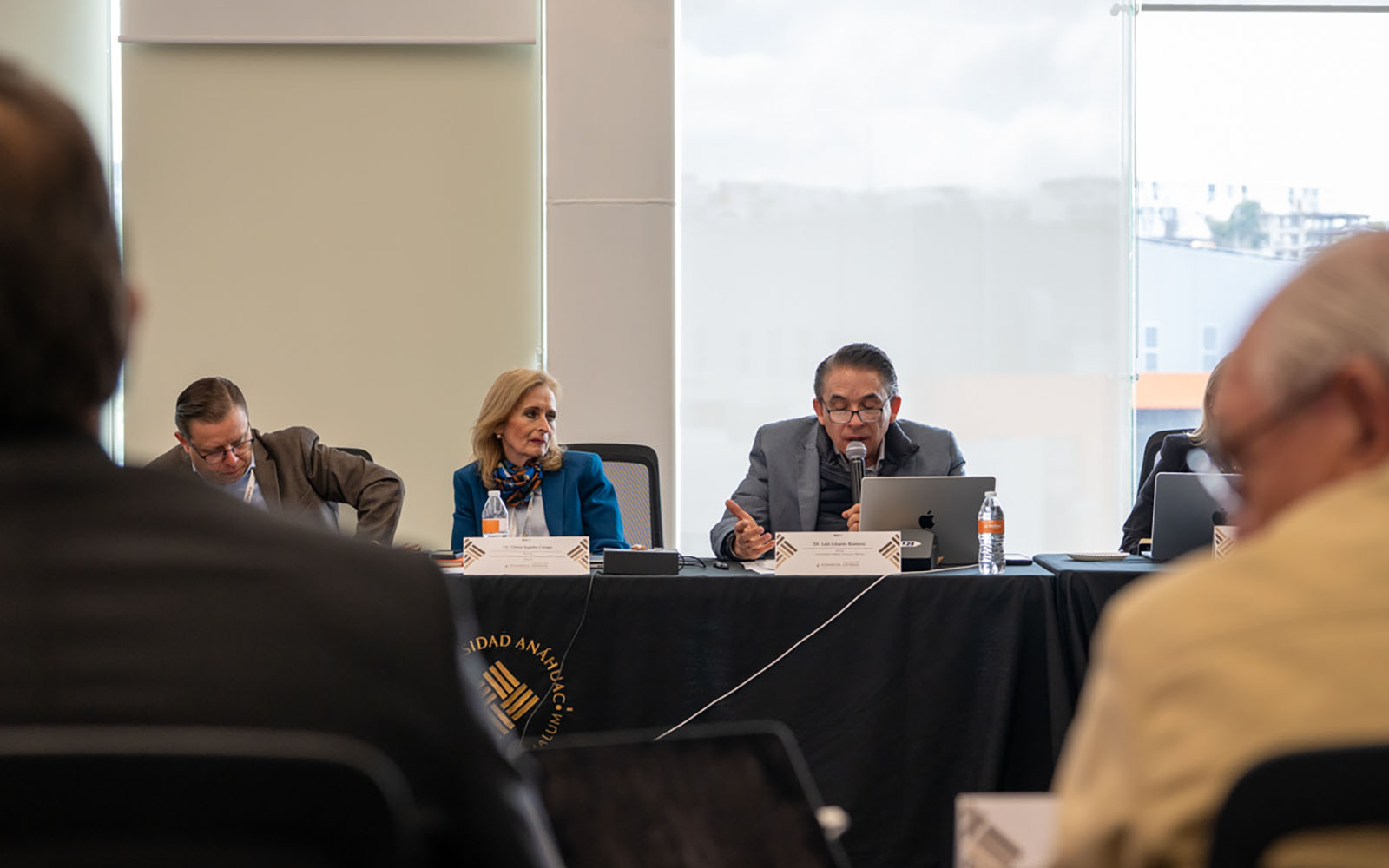 16 / 29 - Diez Años de Trabajo en Red: Nuestra Universidad Presente en el Encuentro de Directivos 16 / 29 - Diez Años de Trabajo en Red: Nuestra Universidad Presente en el Encuentro de Directivos