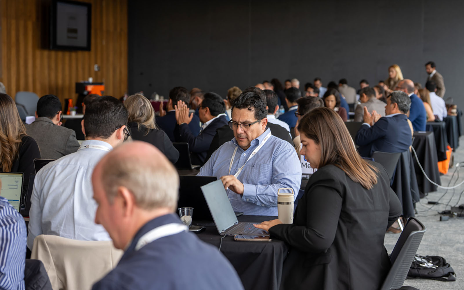 21 / 29 - Diez Años de Trabajo en Red: Nuestra Universidad Presente en el Encuentro de Directivos 21 / 29 - Diez Años de Trabajo en Red: Nuestra Universidad Presente en el Encuentro de Directivos