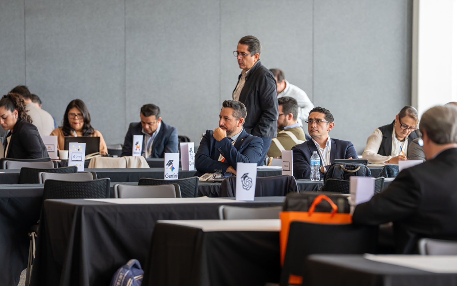 22 / 29 - Diez Años de Trabajo en Red: Nuestra Universidad Presente en el Encuentro de Directivos 22 / 29 - Diez Años de Trabajo en Red: Nuestra Universidad Presente en el Encuentro de Directivos
