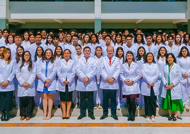 Licenciatura en Médico Cirujano