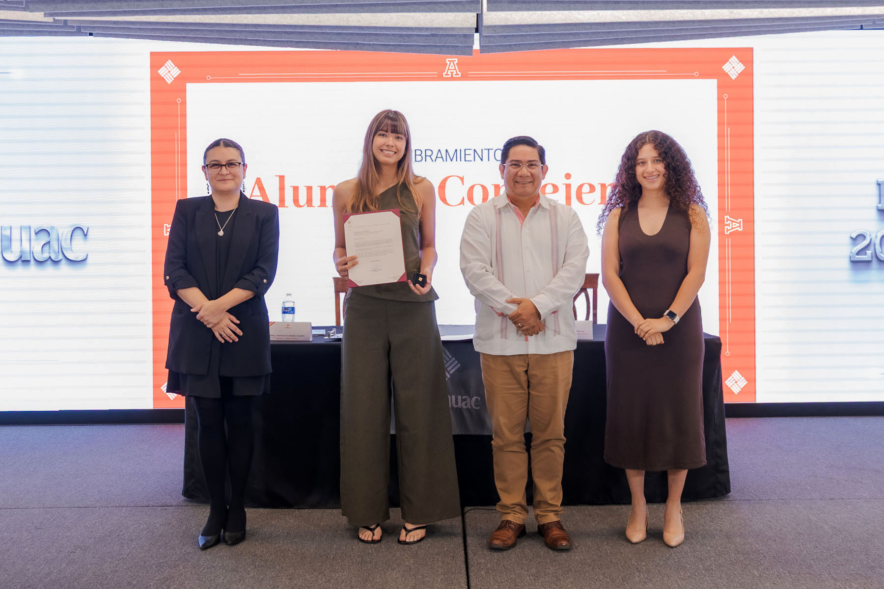 18 / 29 - Nombramiento de los Alumnos Consejeros Consultivos Académicos para 2026-2027 18 / 29 - Nombramiento de los Alumnos Consejeros Consultivos Académicos para 2026-2027